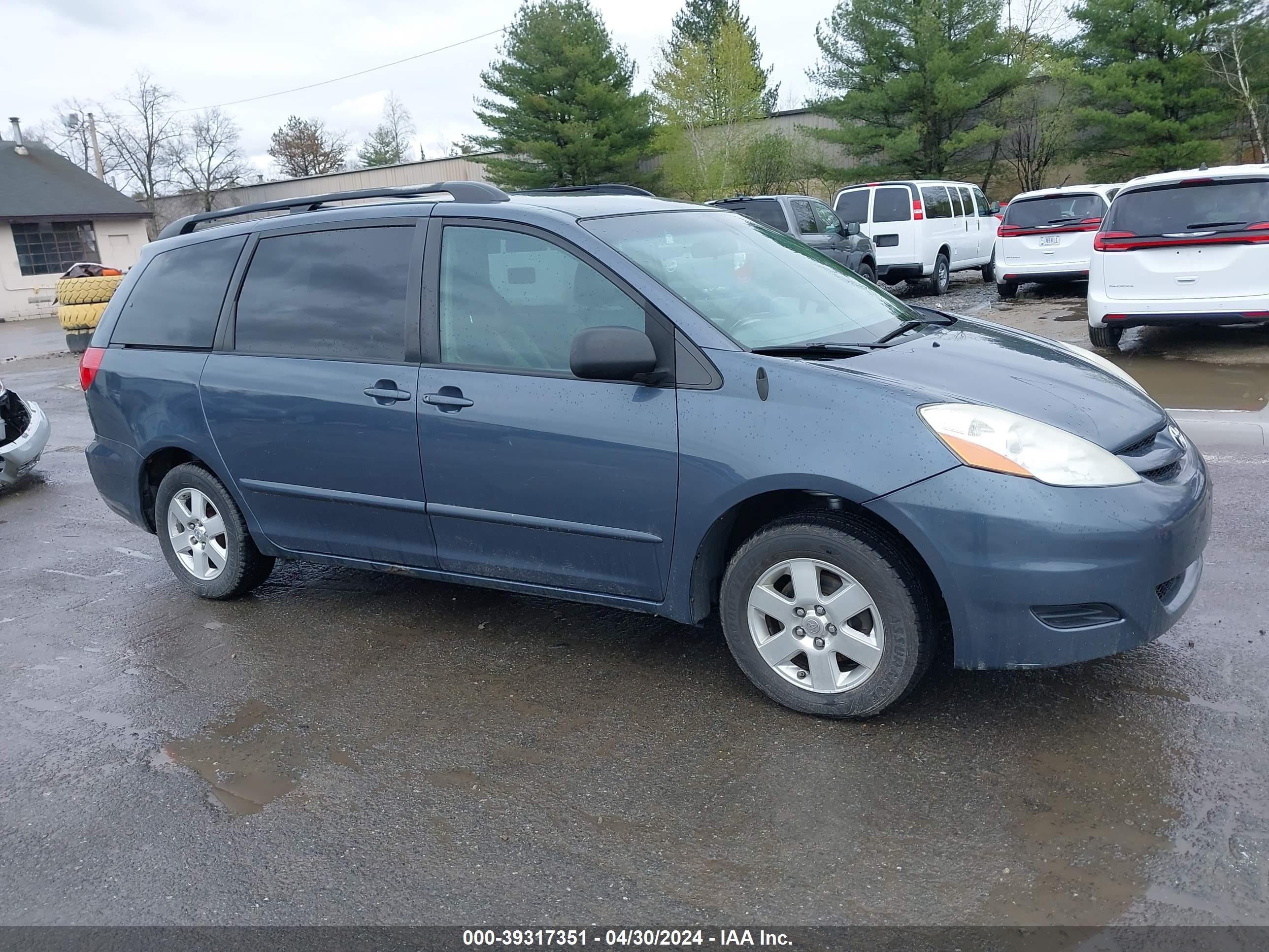 TOYOTA SIENNA 2008 5tdzk23c78s186499