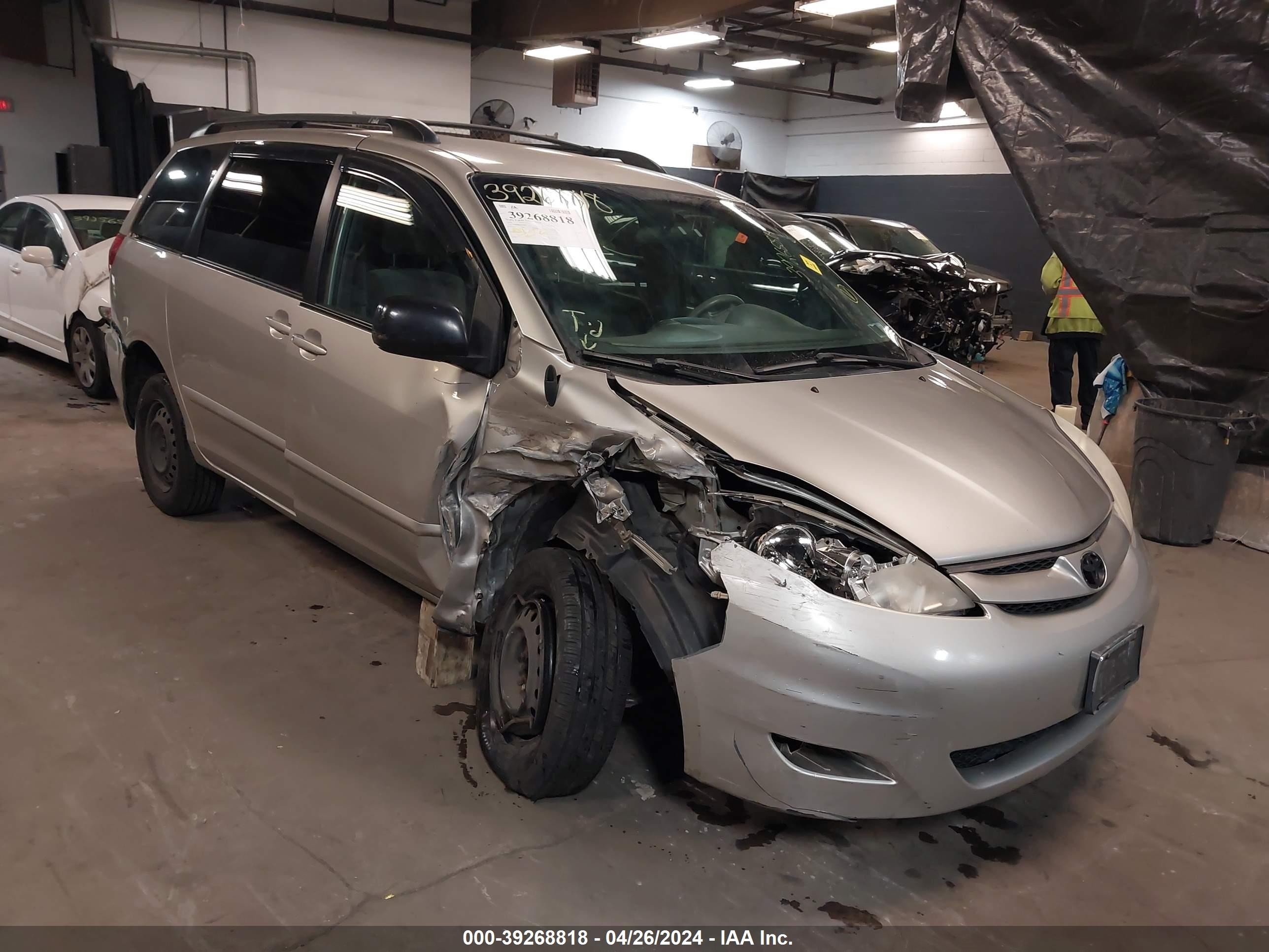 TOYOTA SIENNA 2009 5tdzk23c79s273725