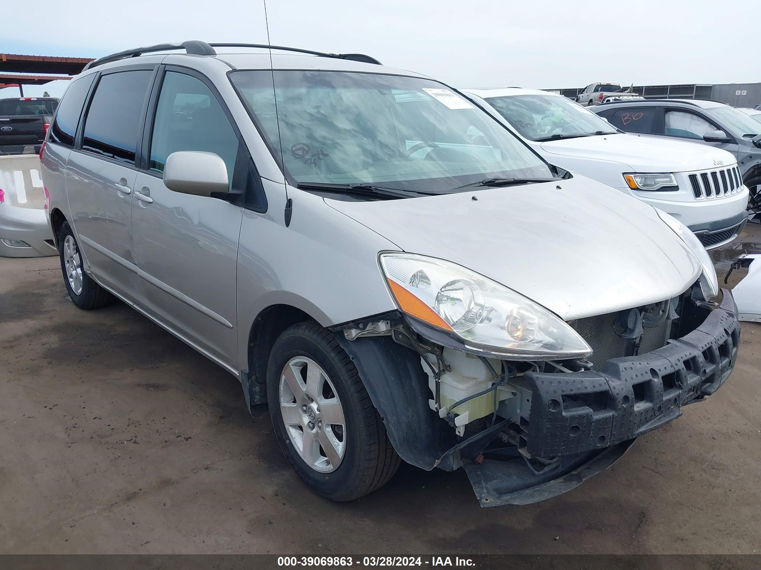 TOYOTA SIENNA 2007 5tdzk23c87s007675