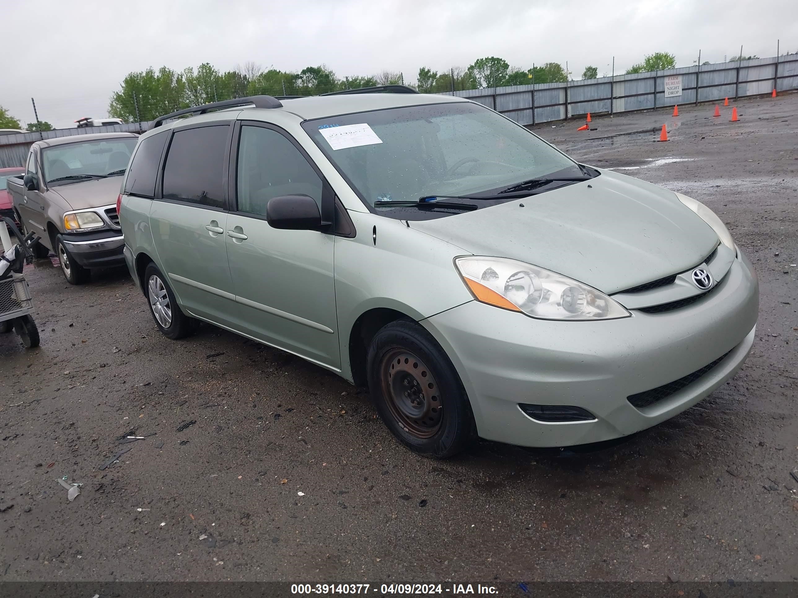 TOYOTA SIENNA 2008 5tdzk23c88s195292