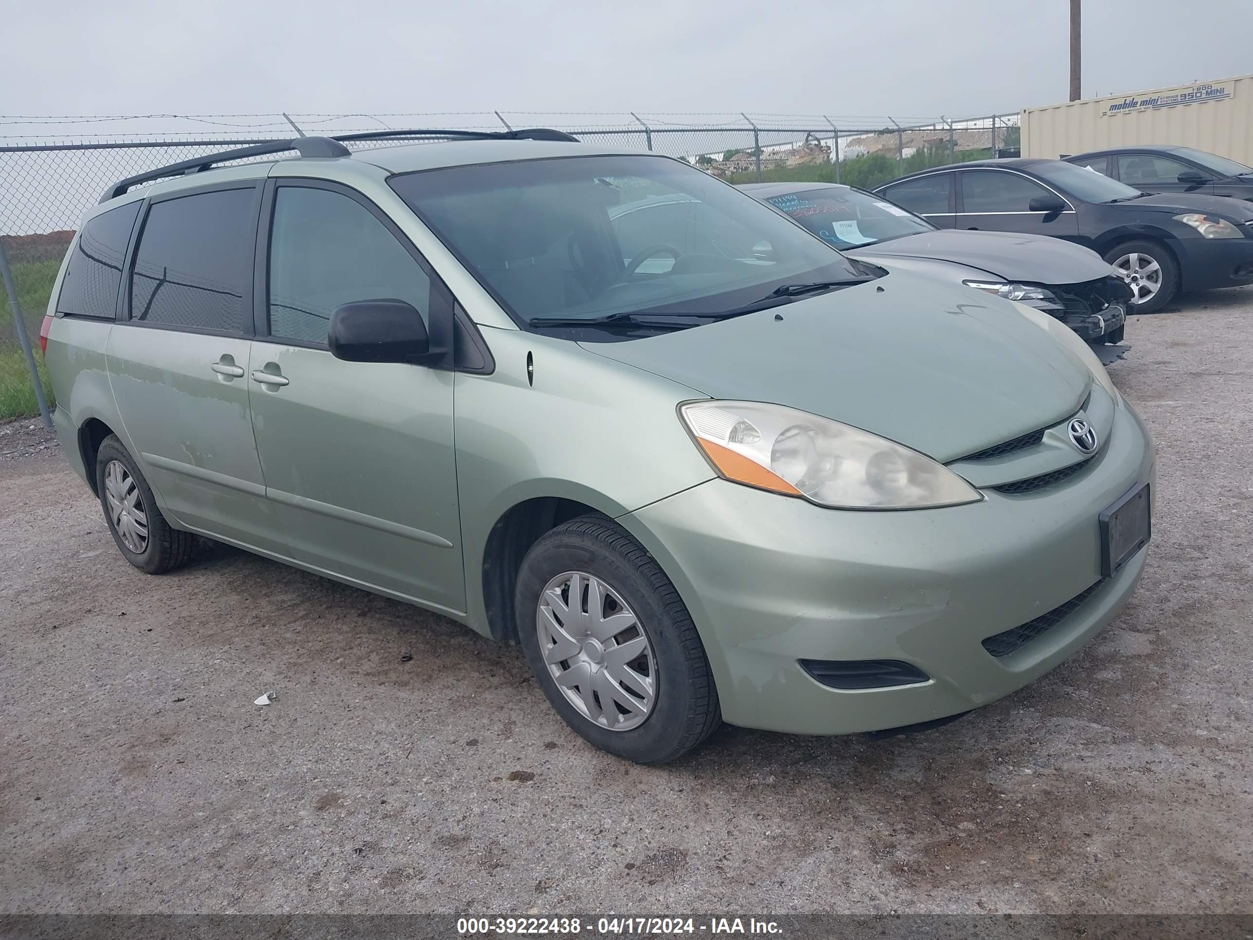 TOYOTA SIENNA 2009 5tdzk23c89s262877