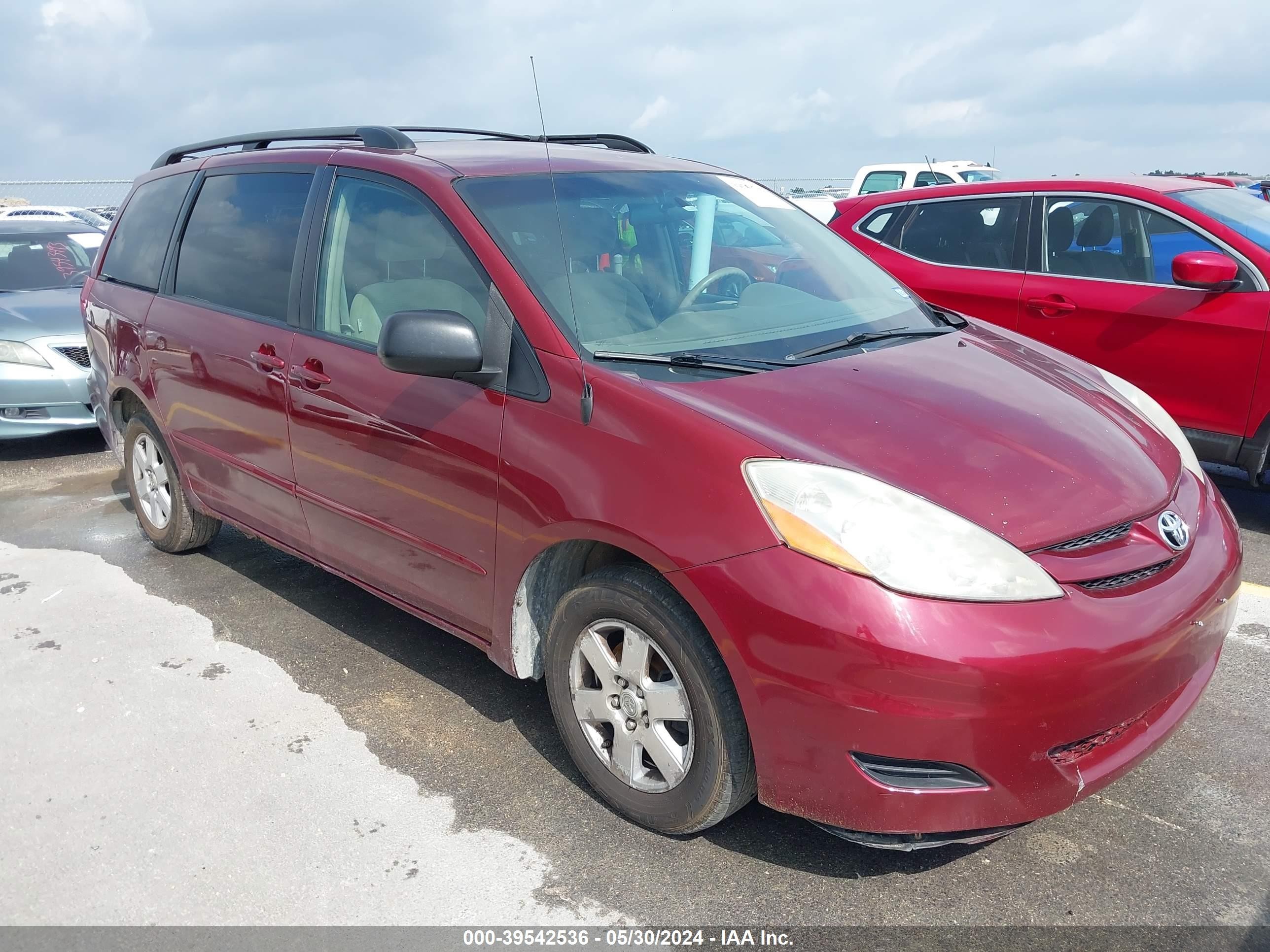 TOYOTA SIENNA 2007 5tdzk23c97s090128