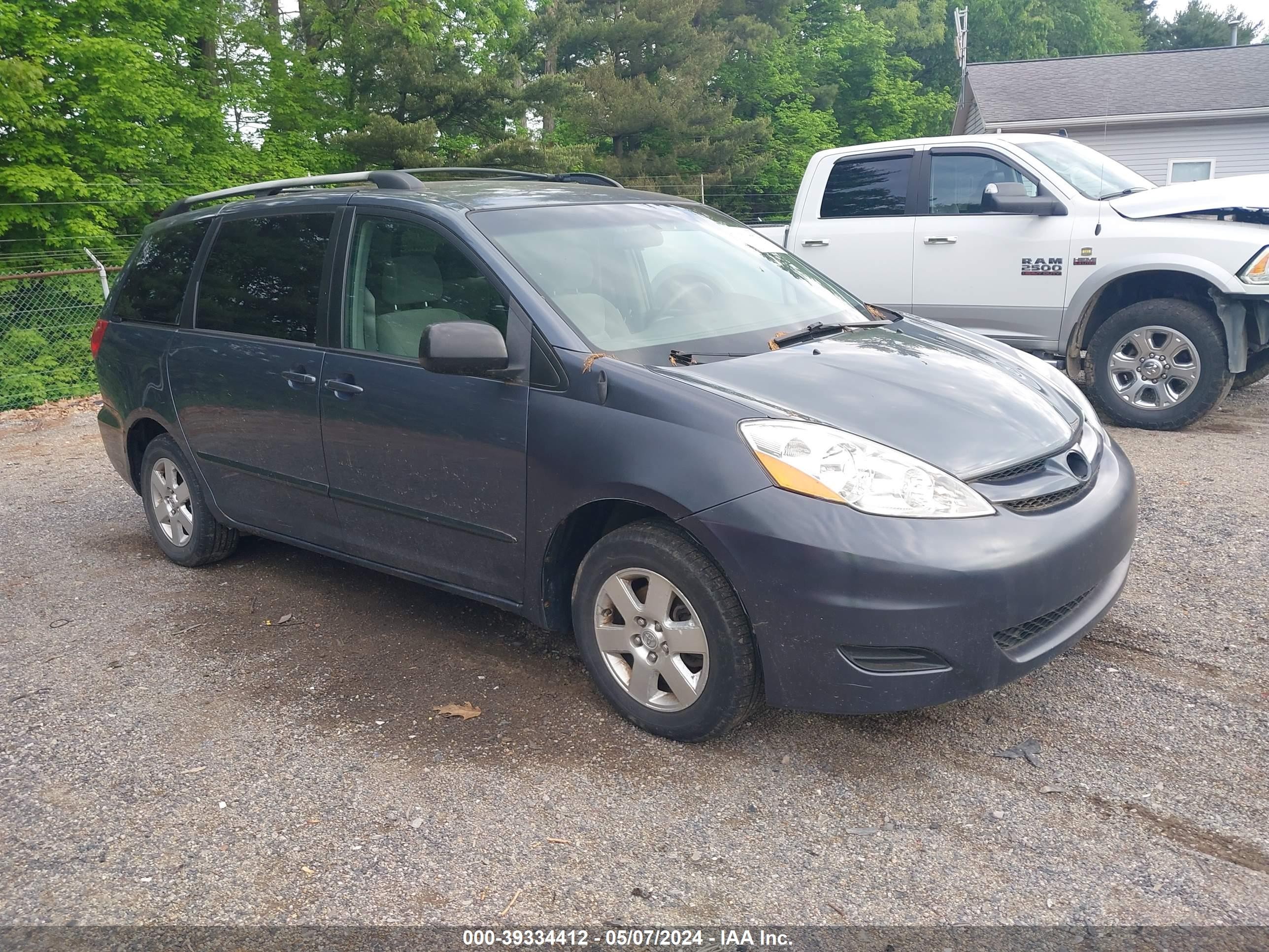 TOYOTA SIENNA 2007 5tdzk23c97s099170