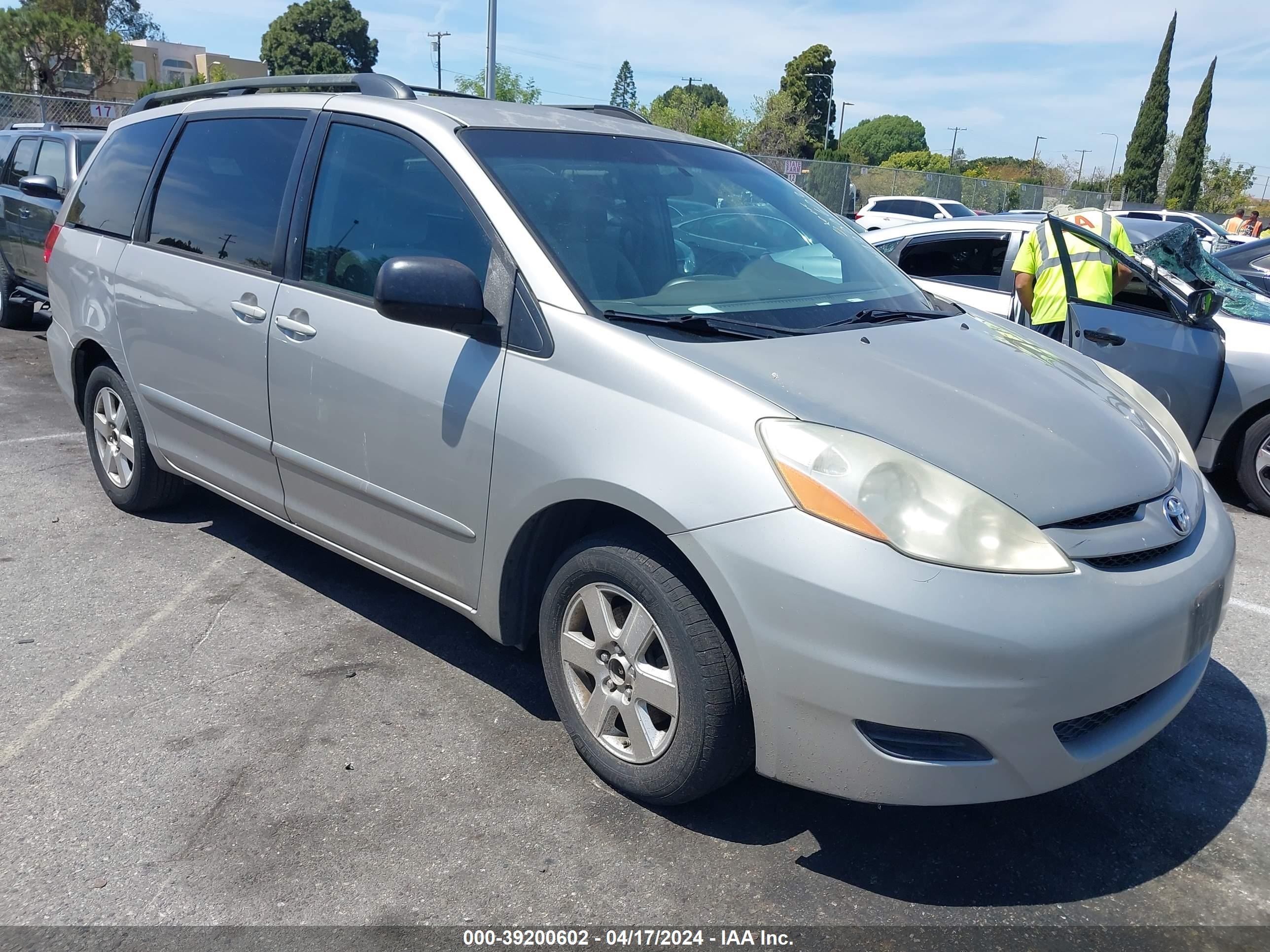 TOYOTA SIENNA 2007 5tdzk23cx7s054710