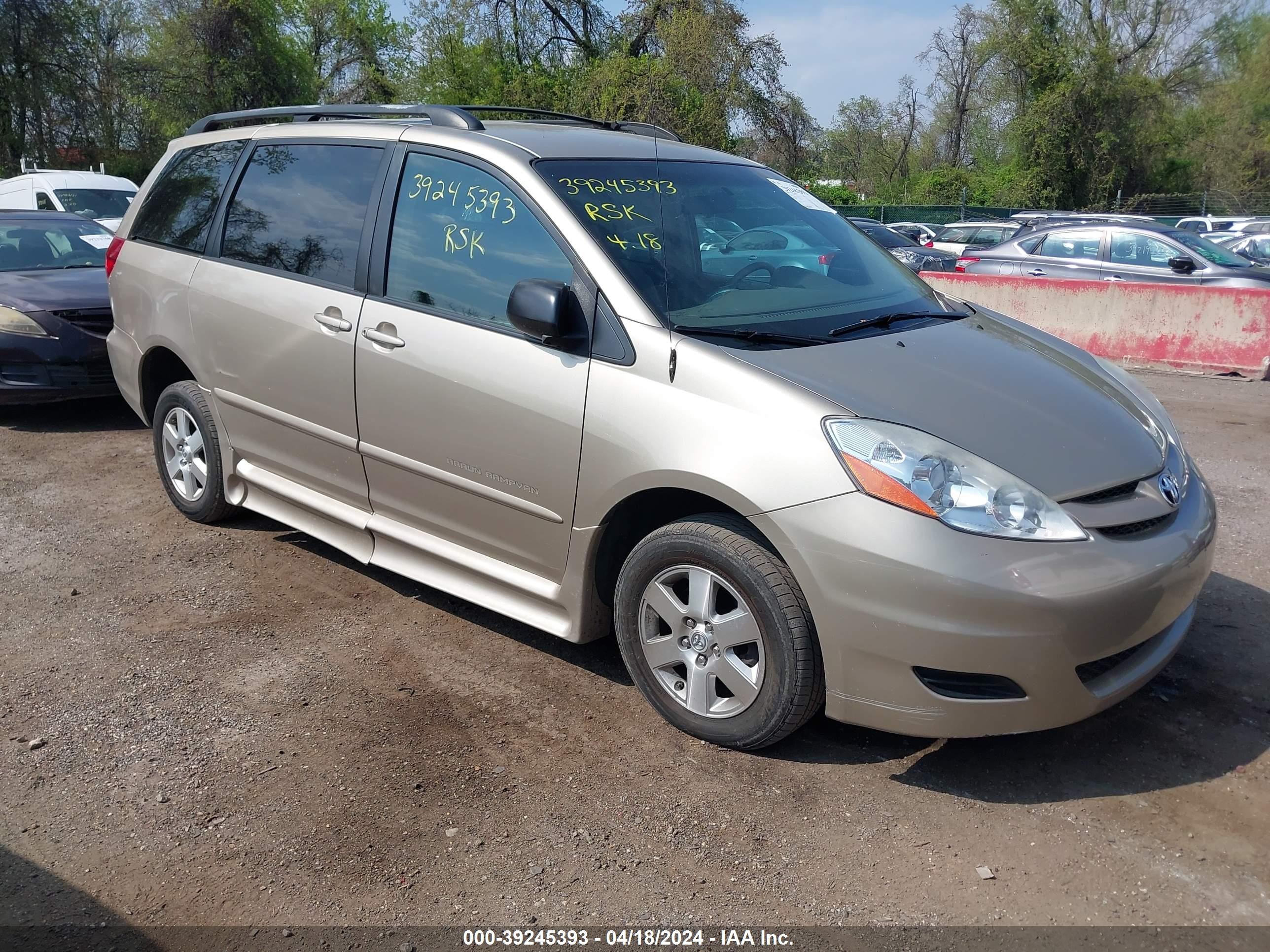 TOYOTA SIENNA 2008 5tdzk23cx8s182351