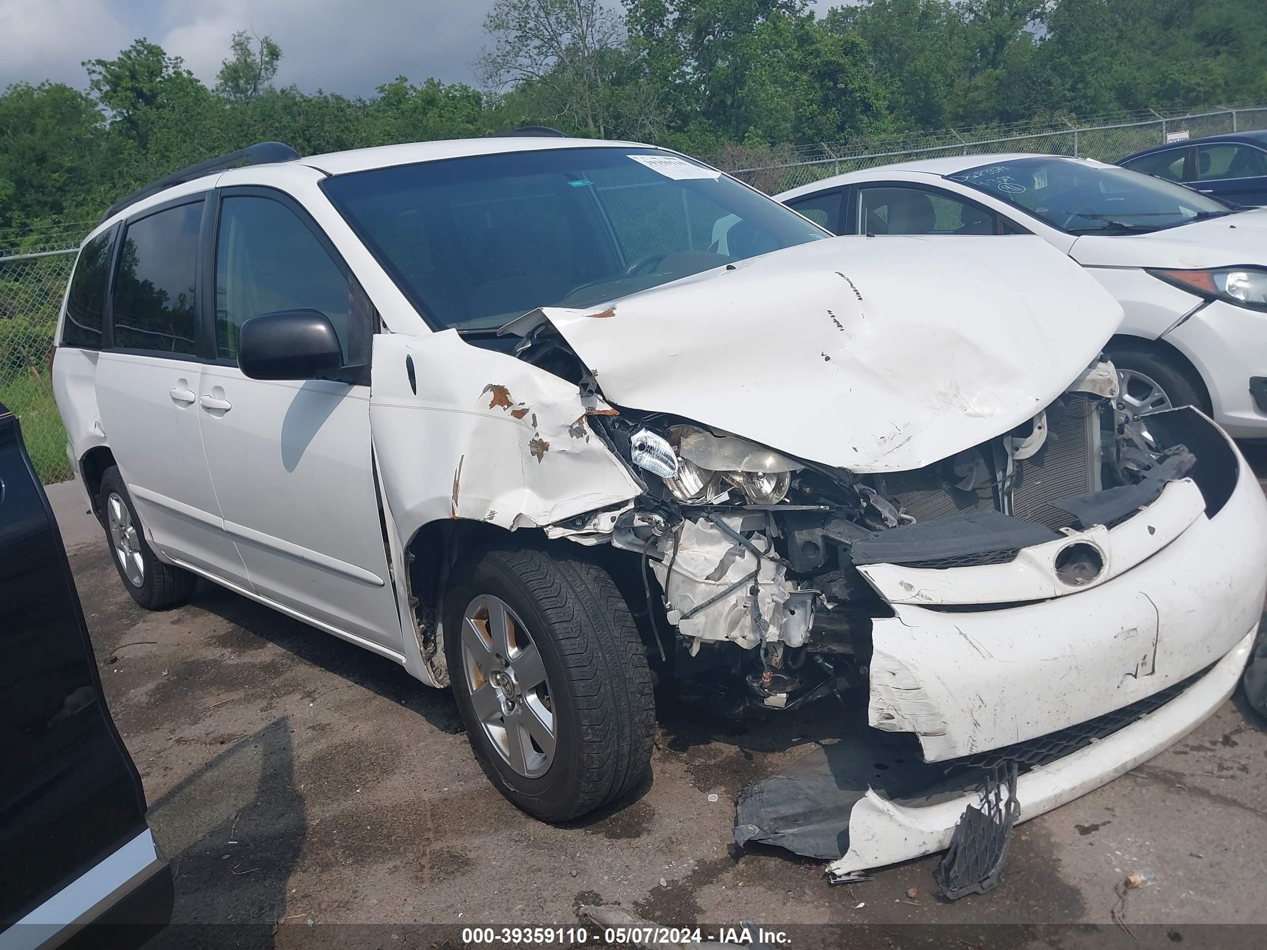 TOYOTA SIENNA 2008 5tdzk23cx8s183340