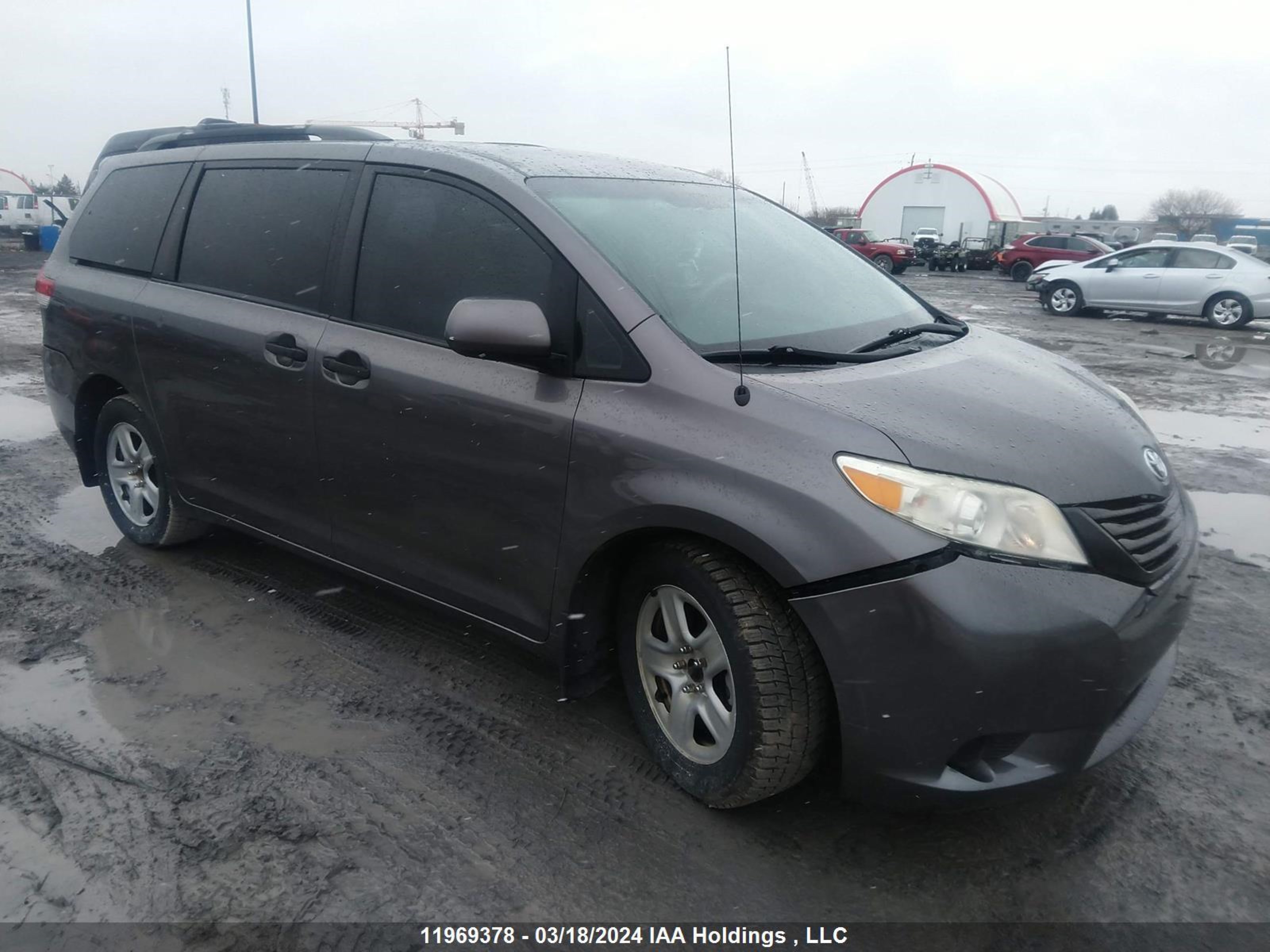 TOYOTA SIENNA 2011 5tdzk3dc1bs029000