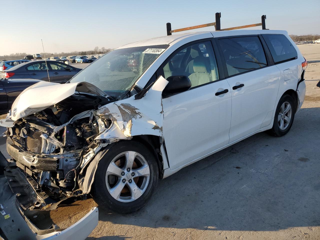 TOYOTA SIENNA 2013 5tdzk3dc2ds388326