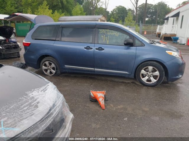 TOYOTA SIENNA 2015 5tdzk3dc2fs673496