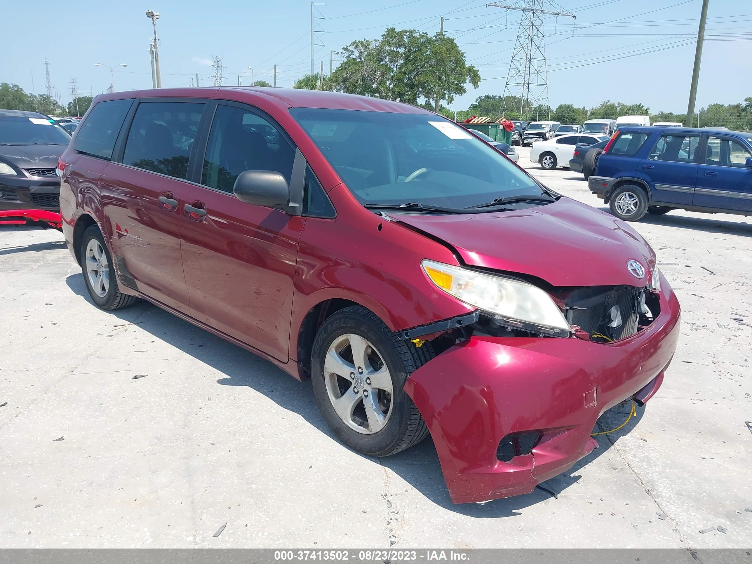 TOYOTA SIENNA 2011 5tdzk3dc5bs003998