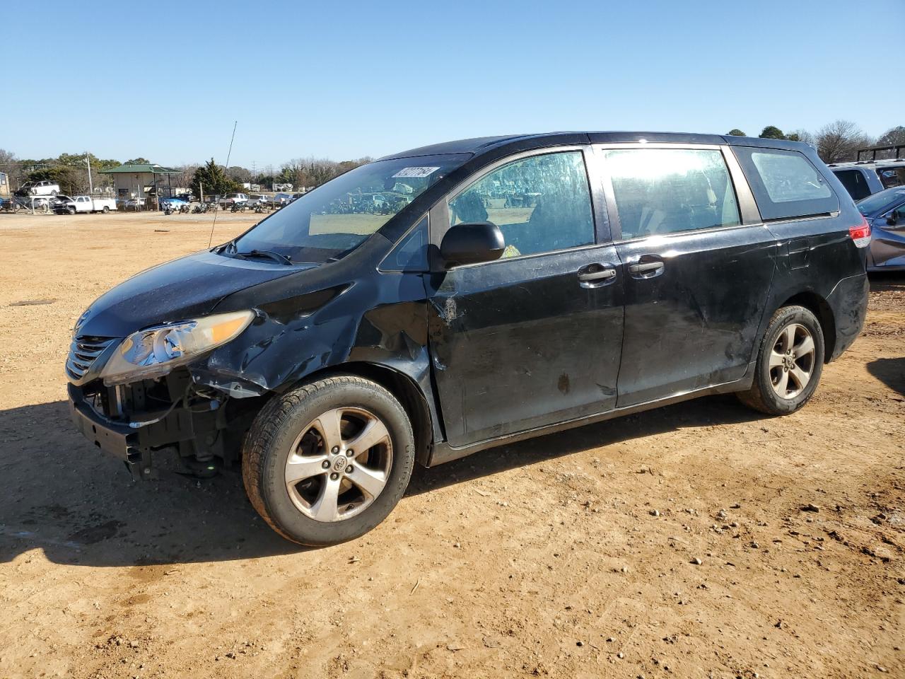 TOYOTA SIENNA 2011 5tdzk3dc5bs021613