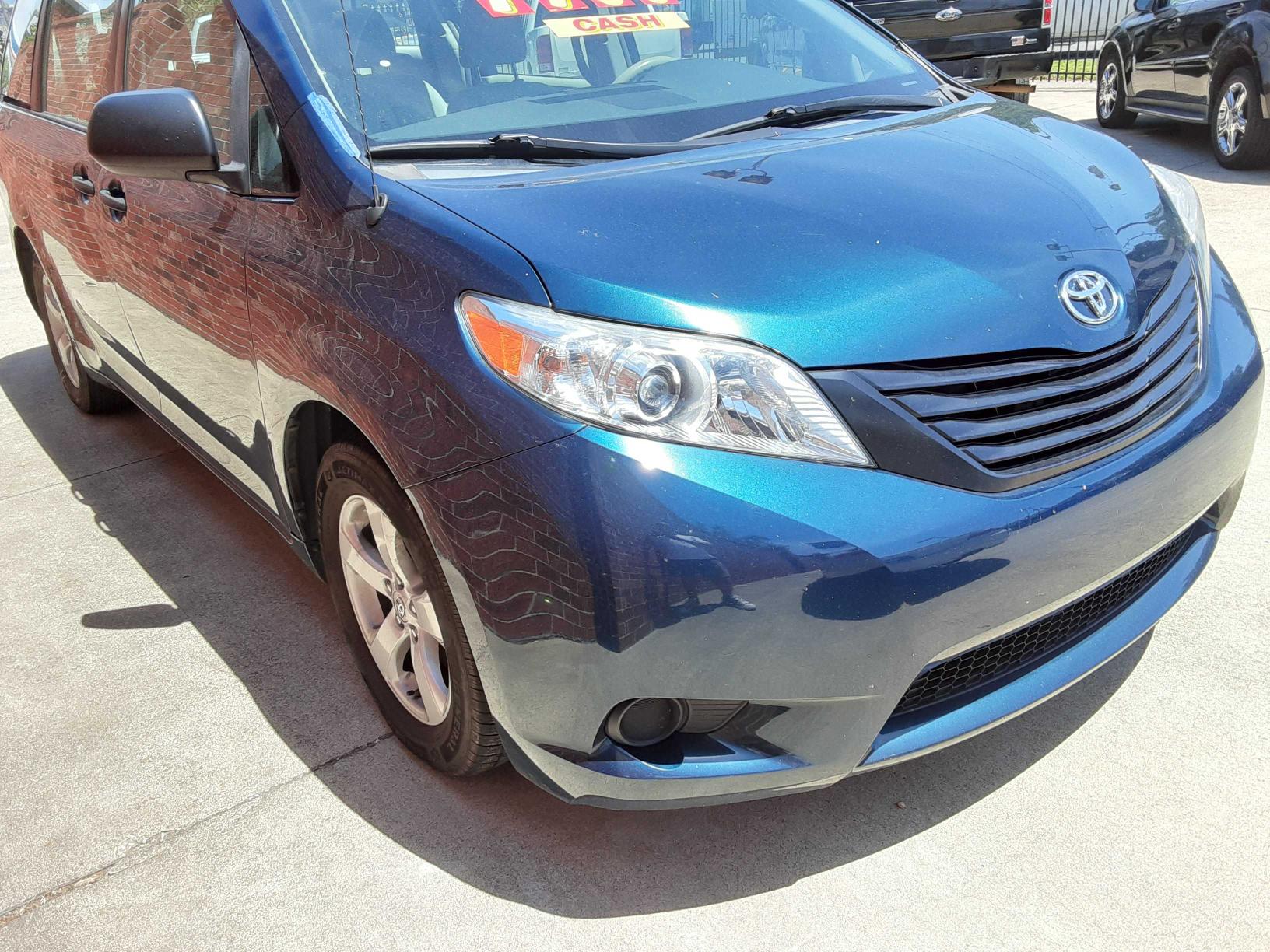 TOYOTA SIENNA 2012 5tdzk3dc5cs197482