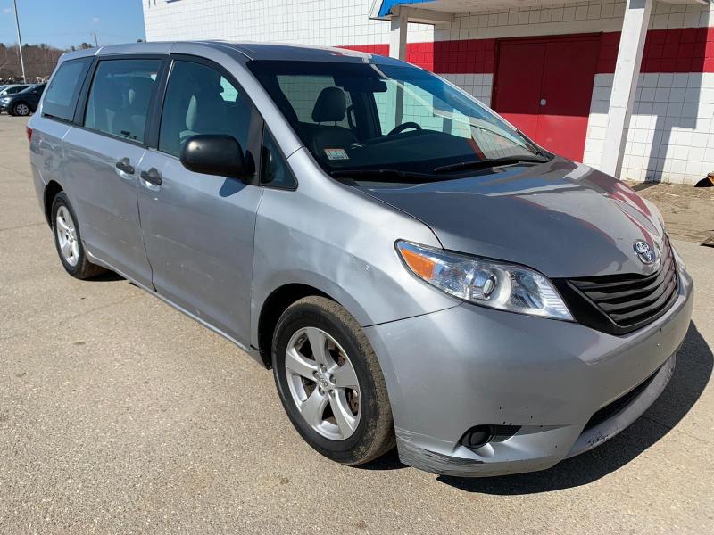 TOYOTA SIENNA 2015 5tdzk3dc5fs597157