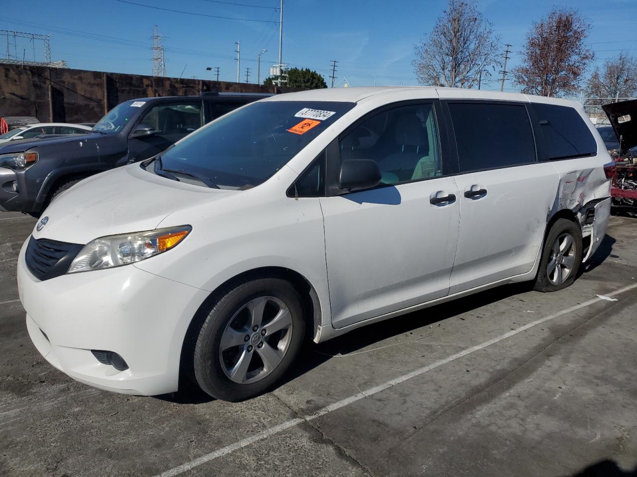 TOYOTA SIENNA 2016 5tdzk3dc8gs724498