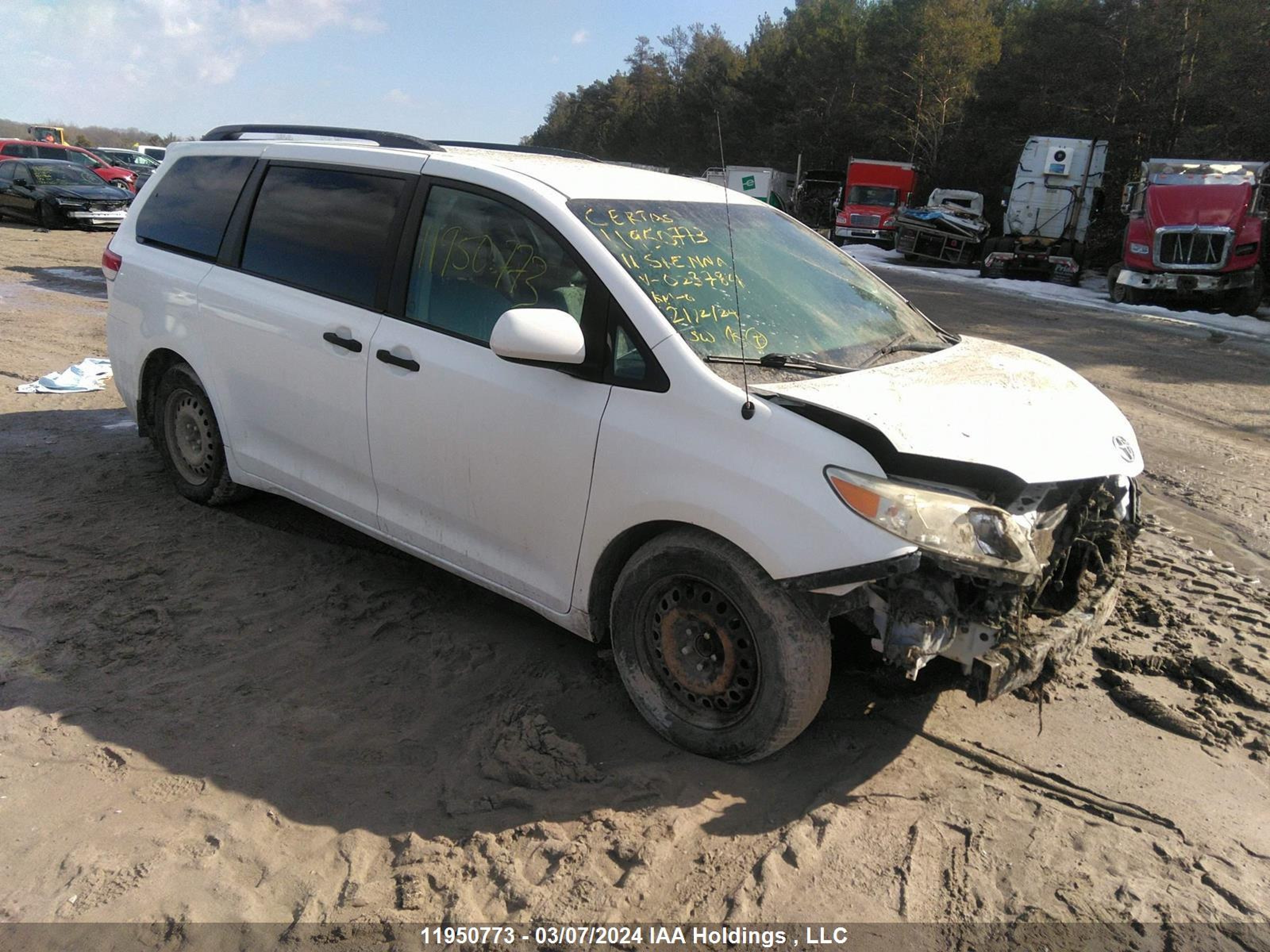 TOYOTA SIENNA 2011 5tdzk3dc9bs023784