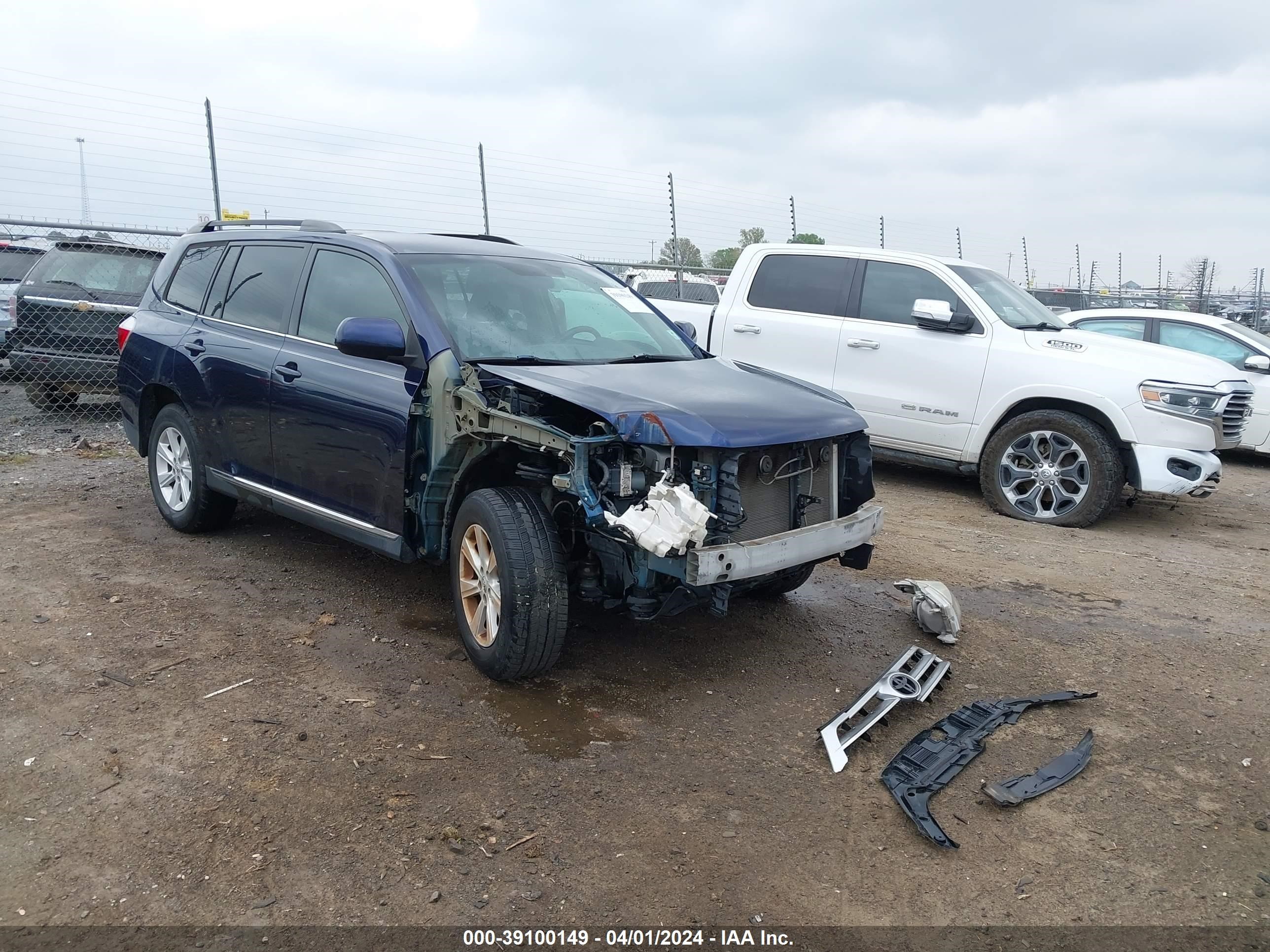 TOYOTA HIGHLANDER 2013 5tdzk3eh9ds138429