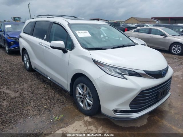 TOYOTA SIENNA 2024 5tdzrkec5rs189444