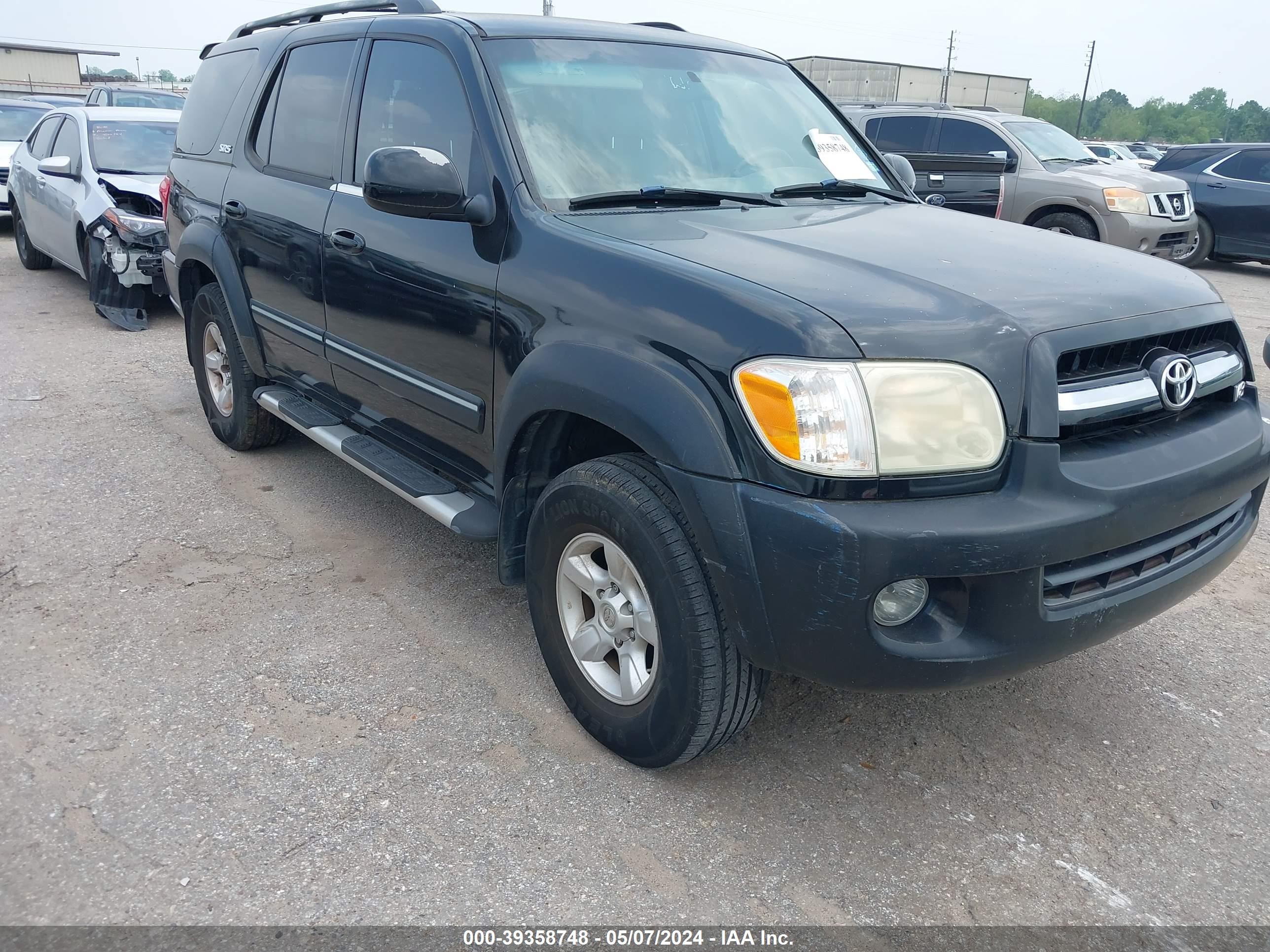 TOYOTA SEQUOIA 2005 5tdzt34a05s246537