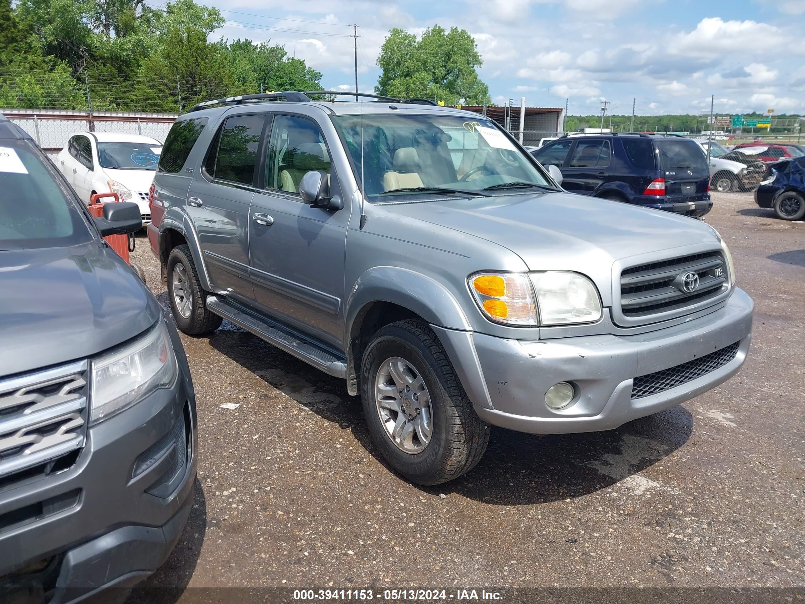 TOYOTA SEQUOIA 2002 5tdzt34a12s095896