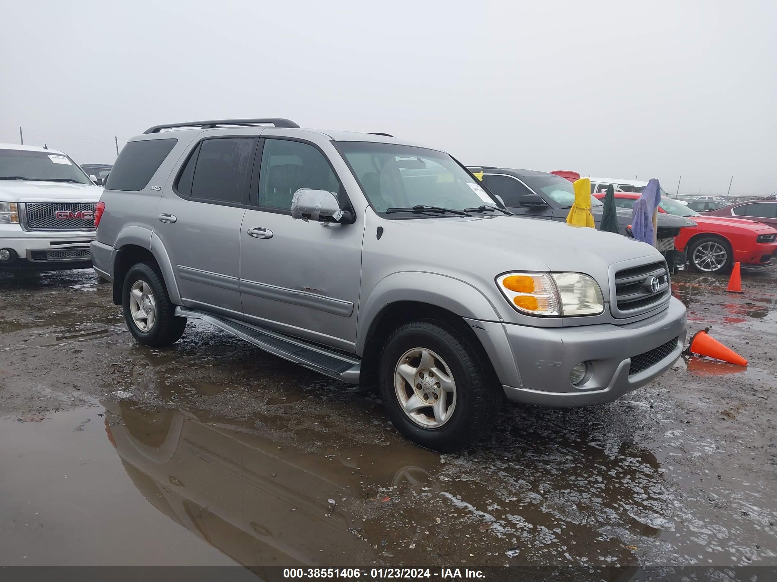 TOYOTA SEQUOIA 2002 5tdzt34a22s087032