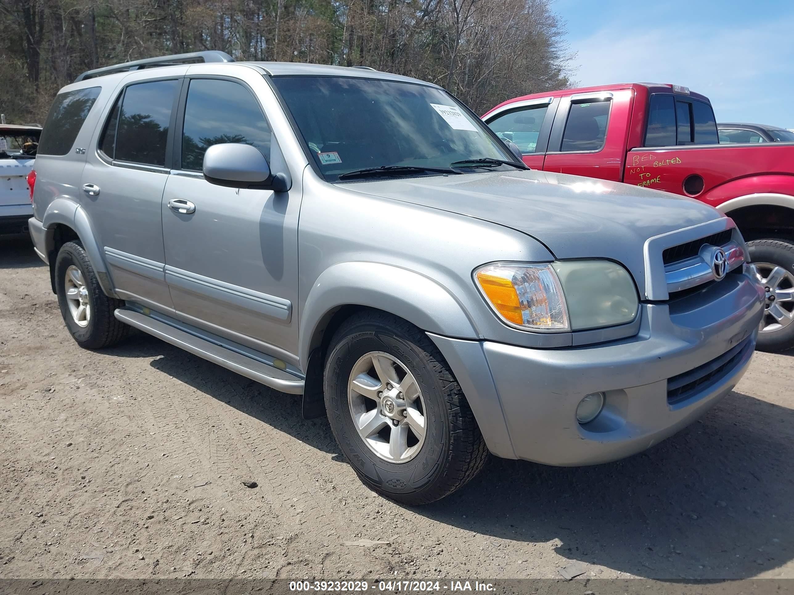 TOYOTA SEQUOIA 2005 5tdzt34a65s255436