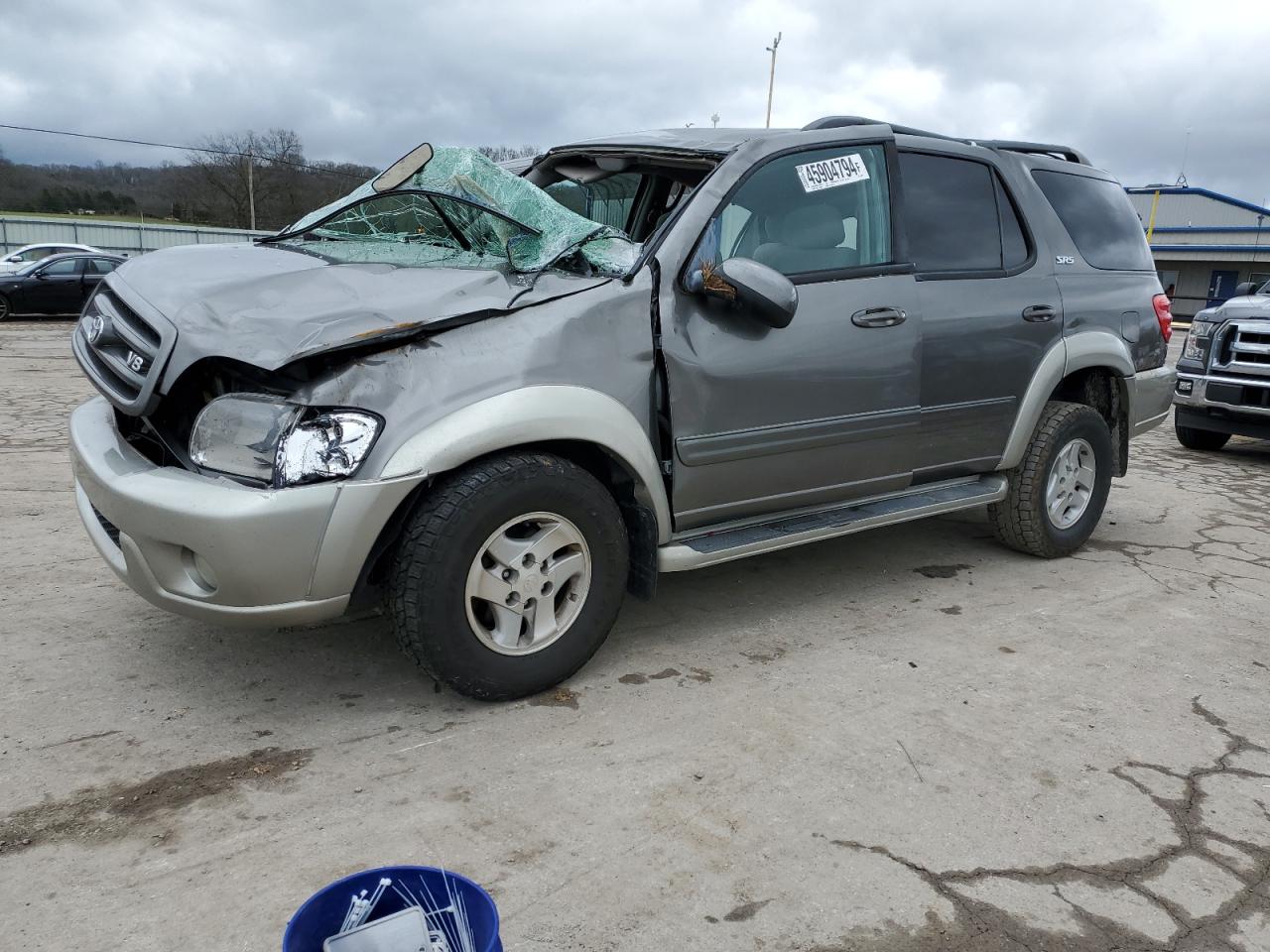 TOYOTA SEQUOIA 2004 5tdzt34a74s208396