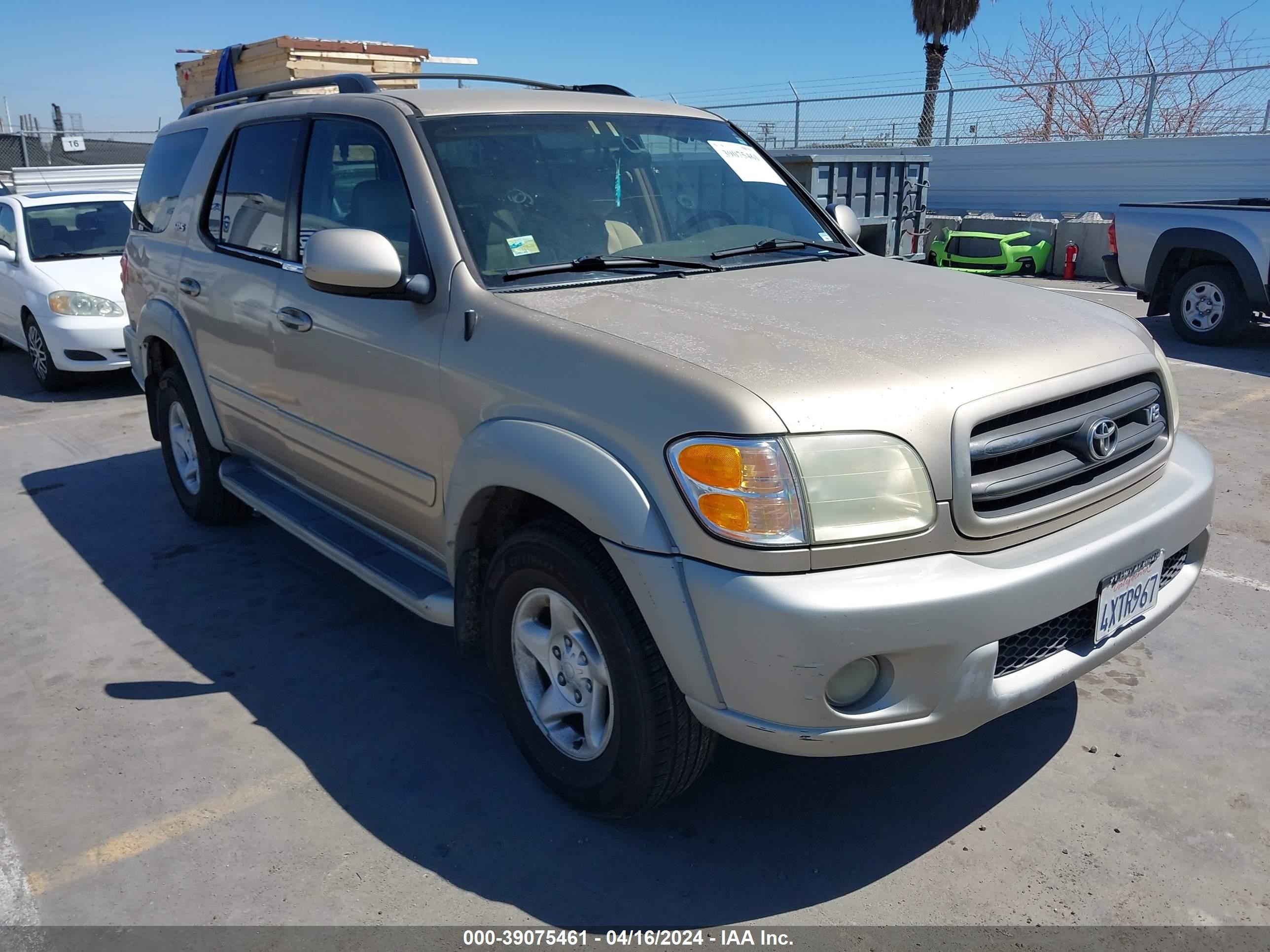 TOYOTA SEQUOIA 2002 5tdzt34a82s109308