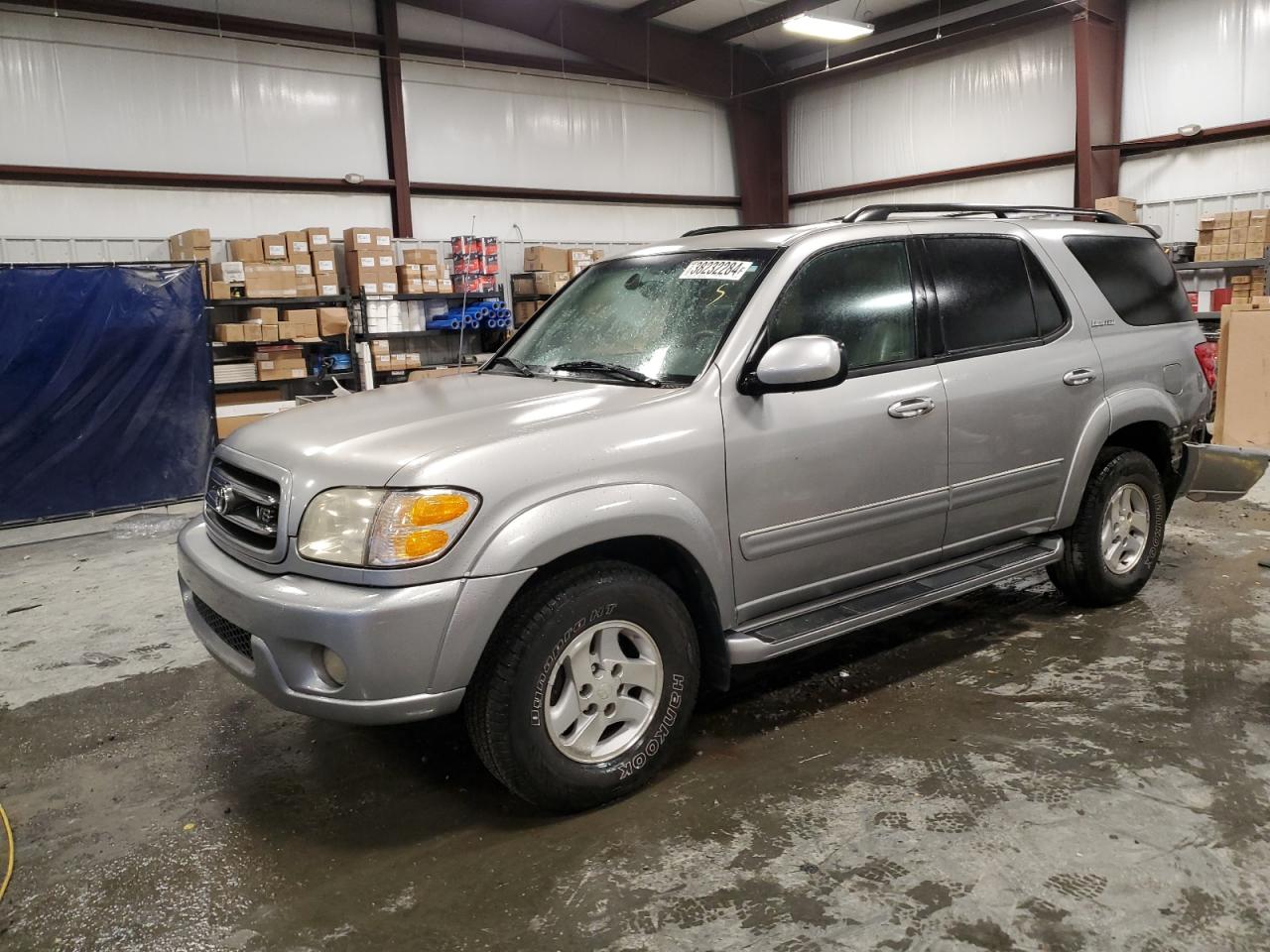 TOYOTA SEQUOIA 2002 5tdzt38a72s124960