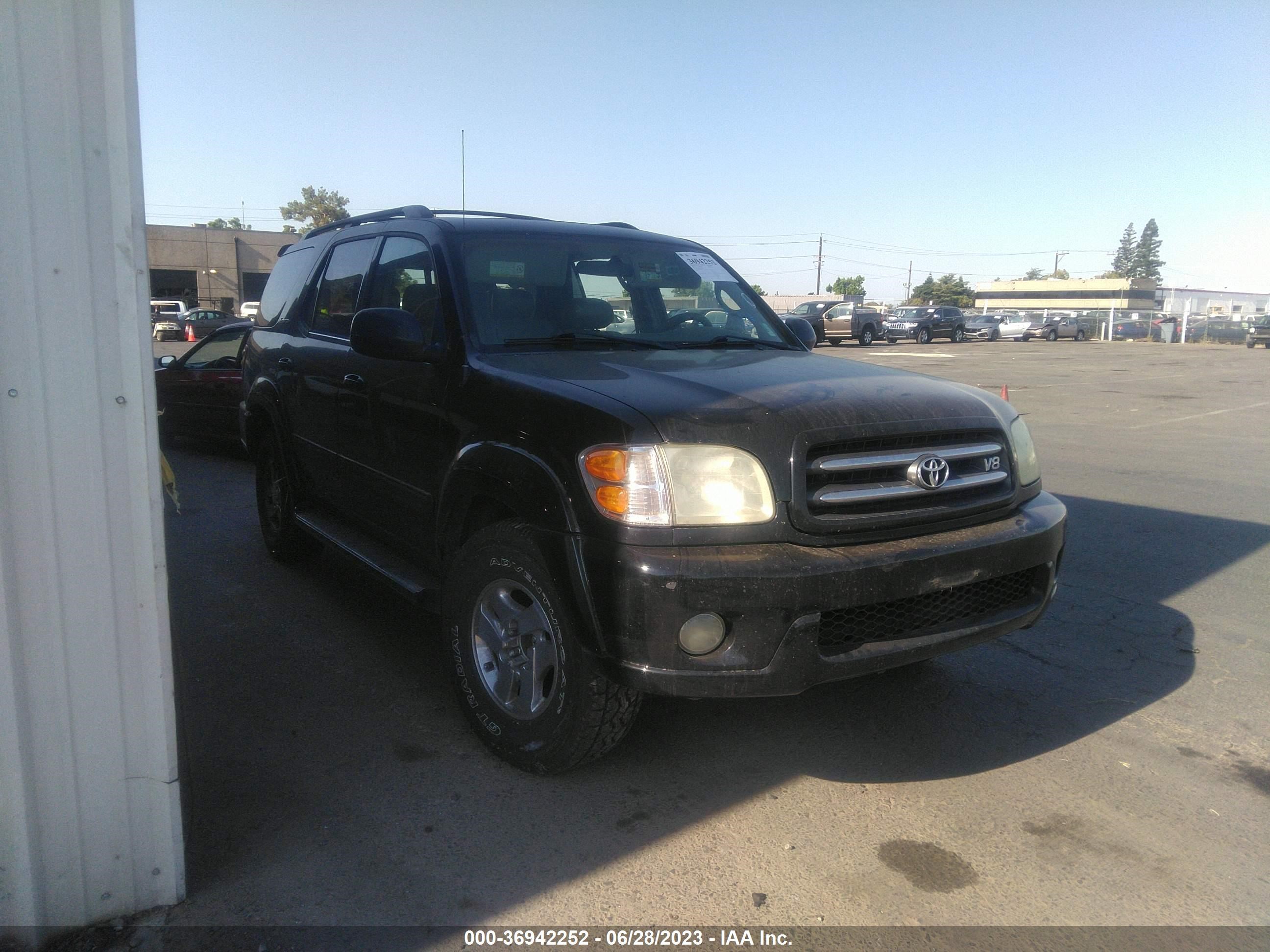 TOYOTA SEQUOIA 2002 5tdzt38a92s065636