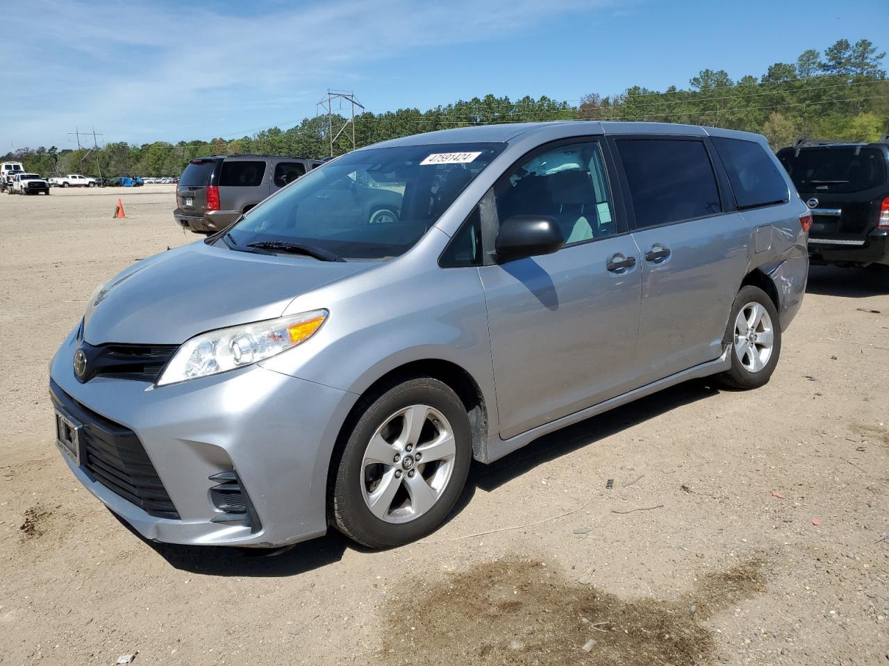 TOYOTA SIENNA 2018 5tdzz3dc2js900934