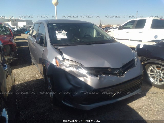 TOYOTA SIENNA 2018 5tdzz3dc2js934386