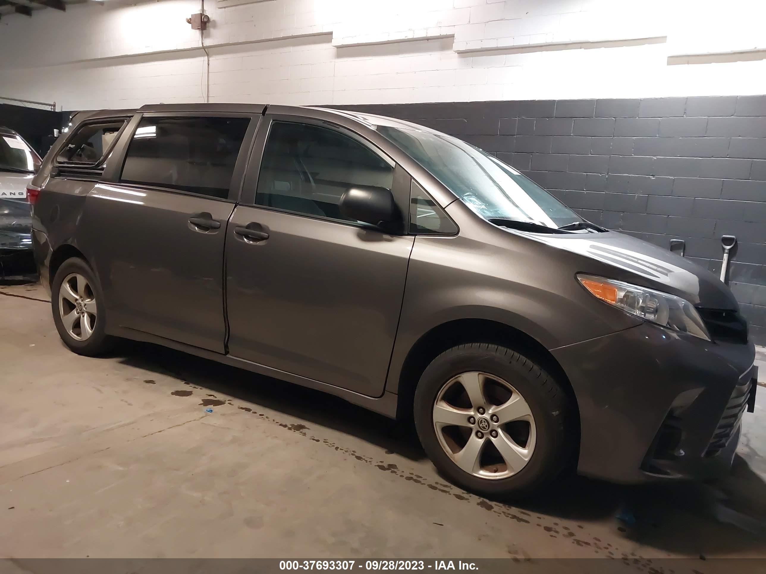 TOYOTA SIENNA 2020 5tdzz3dc4ls064580