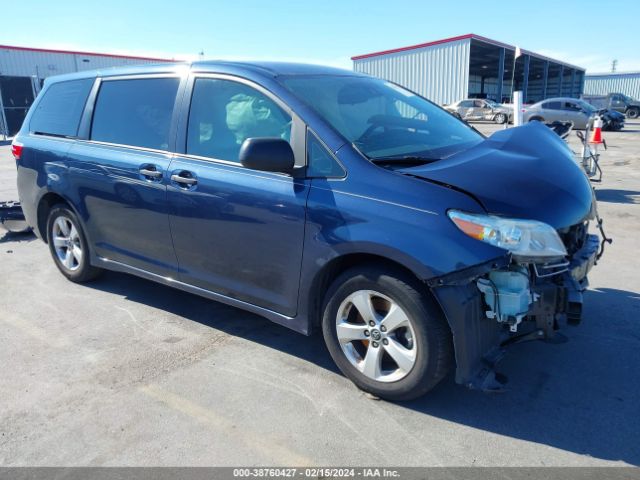 TOYOTA SIENNA 2018 5tdzz3dc5js924208