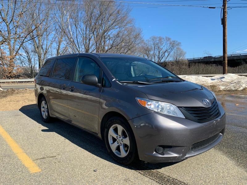 TOYOTA SIENNA 2017 5tdzz3dc7hs810270