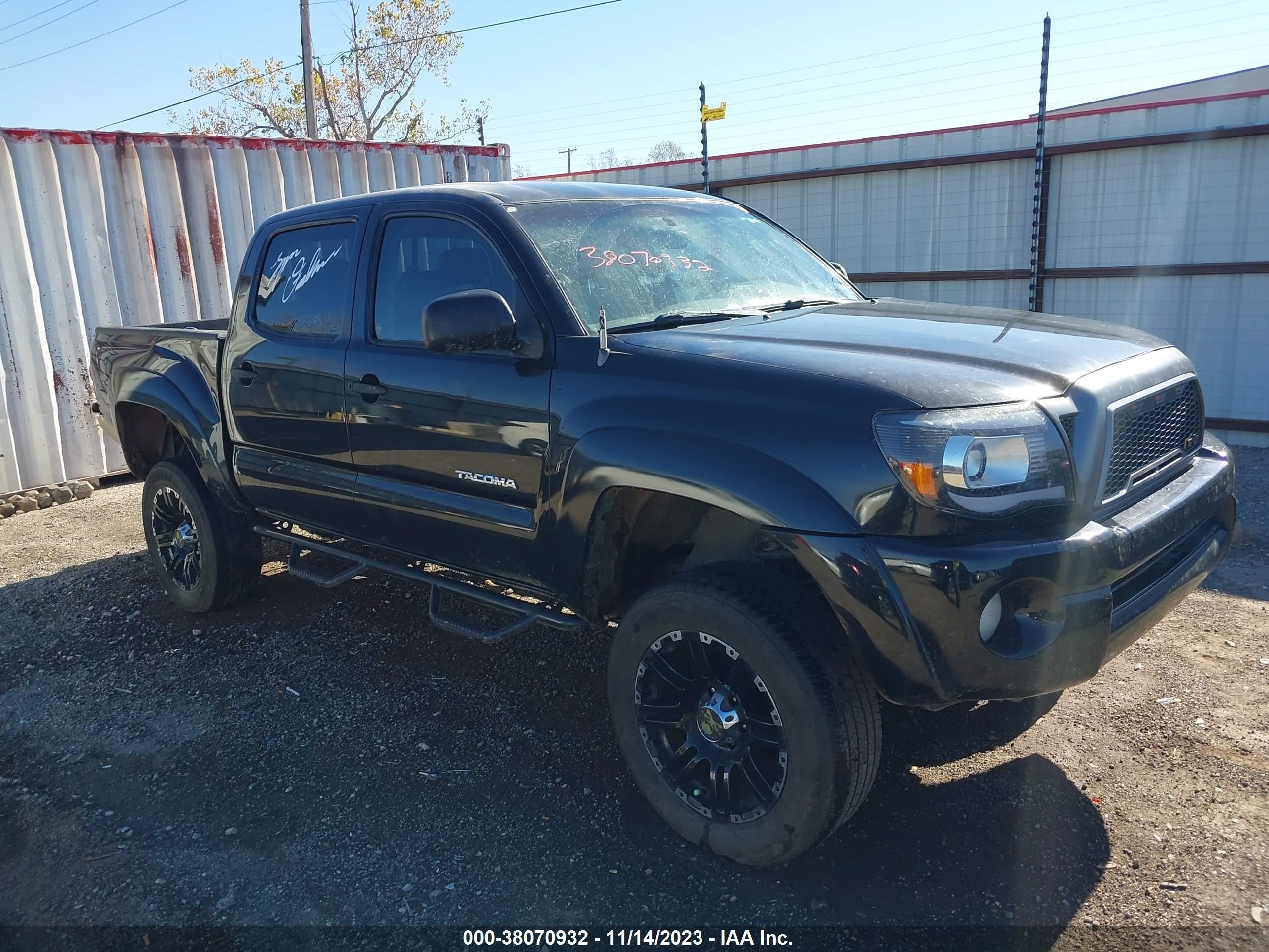 TOYOTA TACOMA 2005 5teju62n85z098593