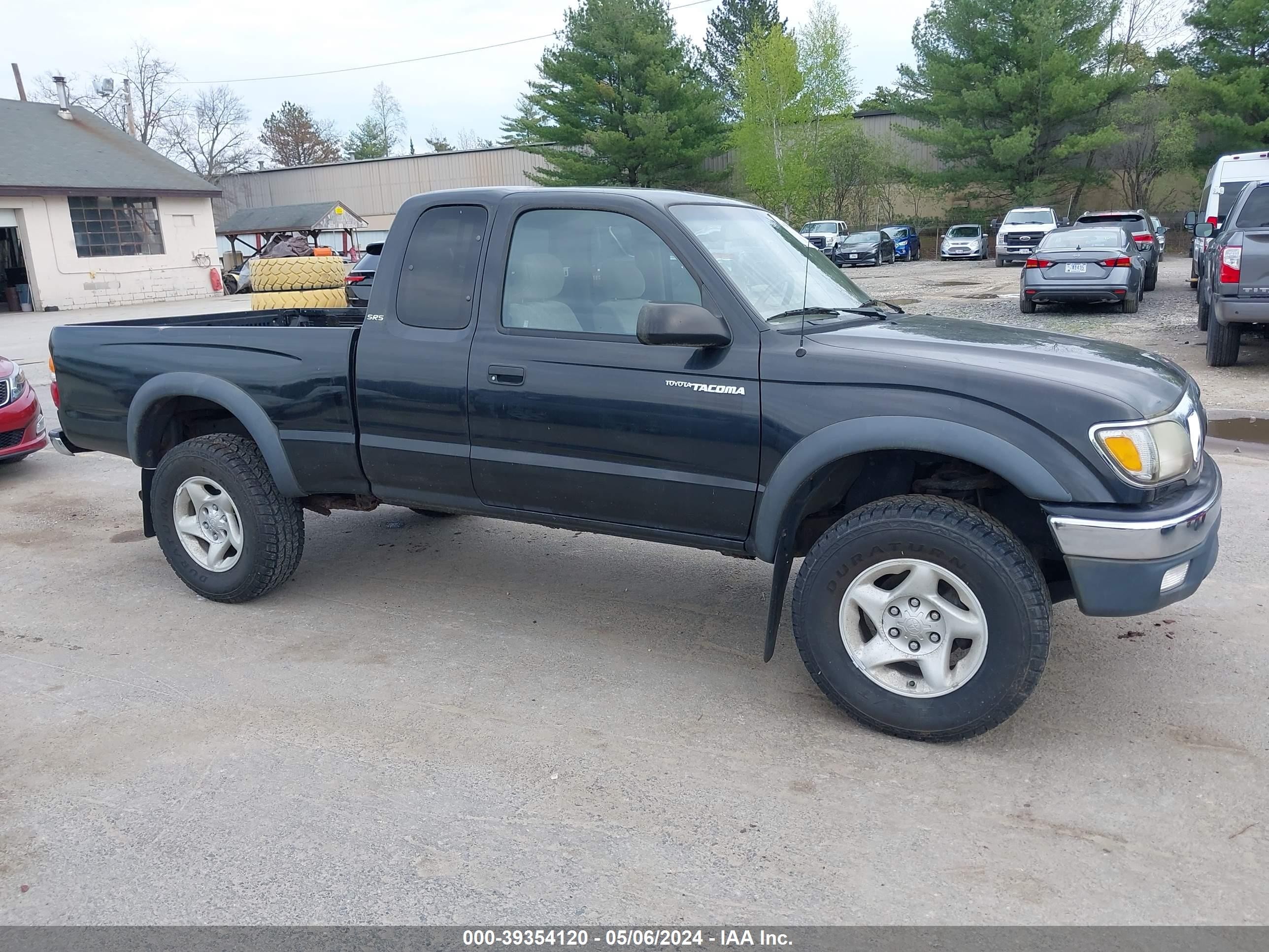 TOYOTA TACOMA 2002 5tewm72n62z071948