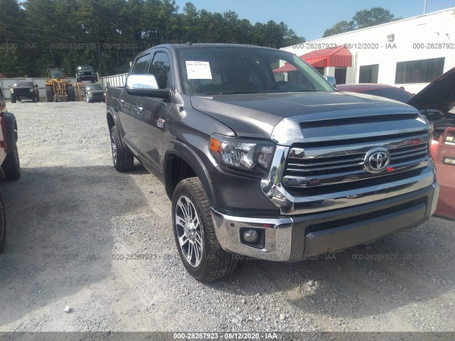 TOYOTA TUNDRA 4WD 2018 5tfaw5f18jx726133