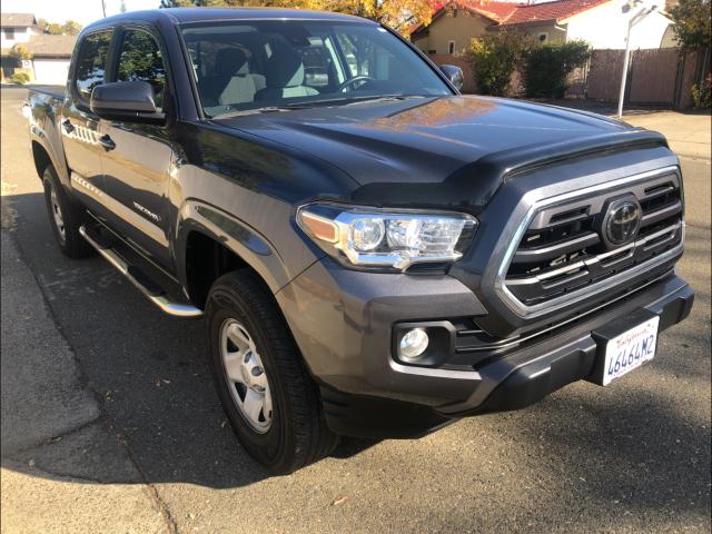 TOYOTA TACOMA DOU 2018 5tfax5gn4jx123971