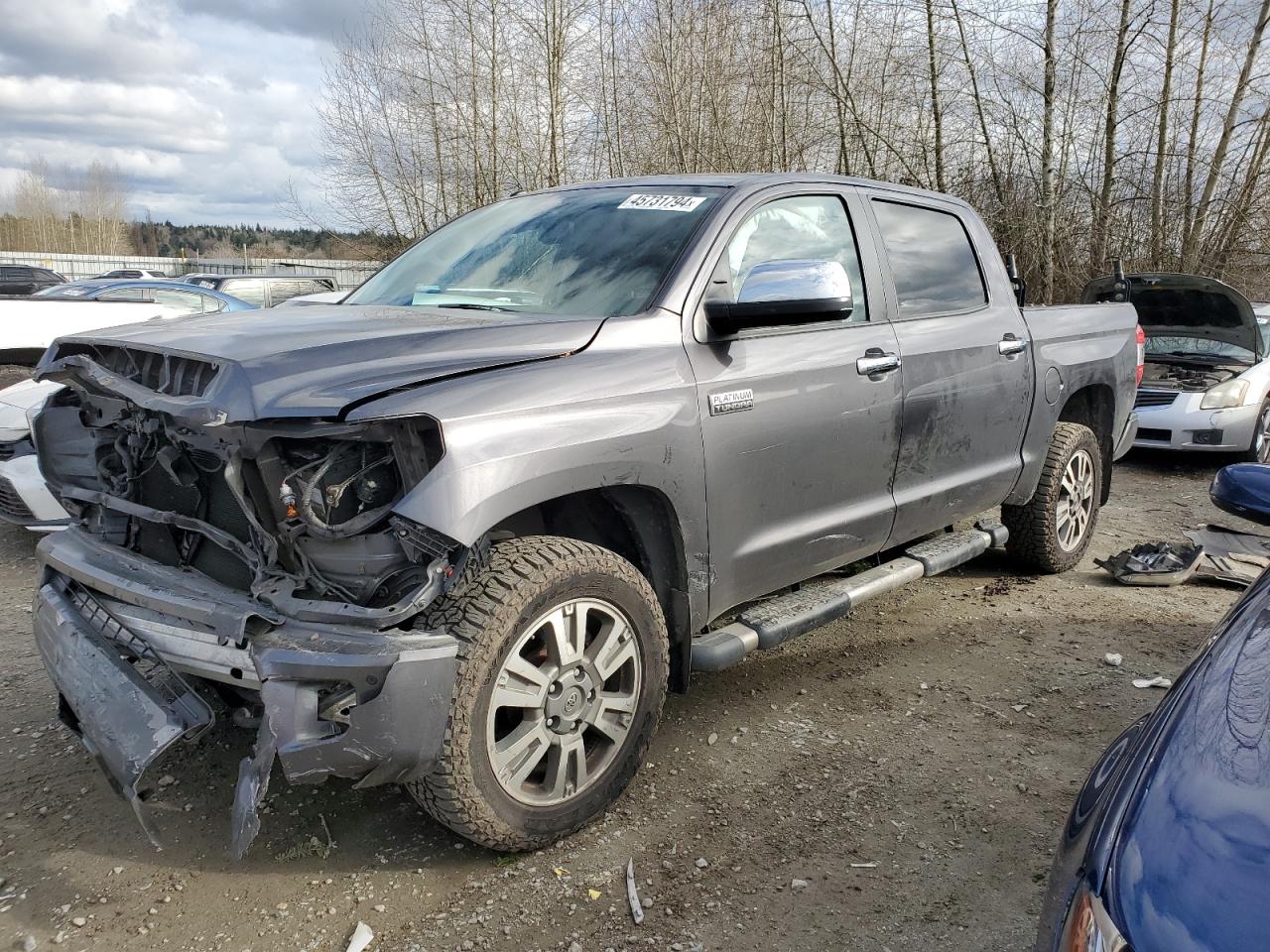 TOYOTA TUNDRA 2017 5tfay5f11hx588956