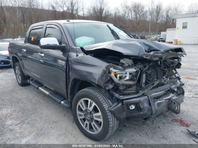 TOYOTA TUNDRA 2018 5tfay5f13jx701148