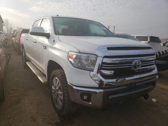 TOYOTA TUNDRA CRE 2017 5tfay5f17hx629901