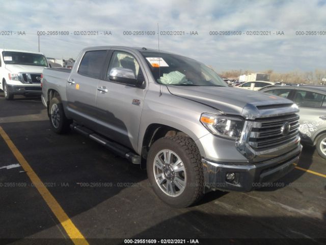 TOYOTA TUNDRA 4WD 2018 5tfay5f18jx743704