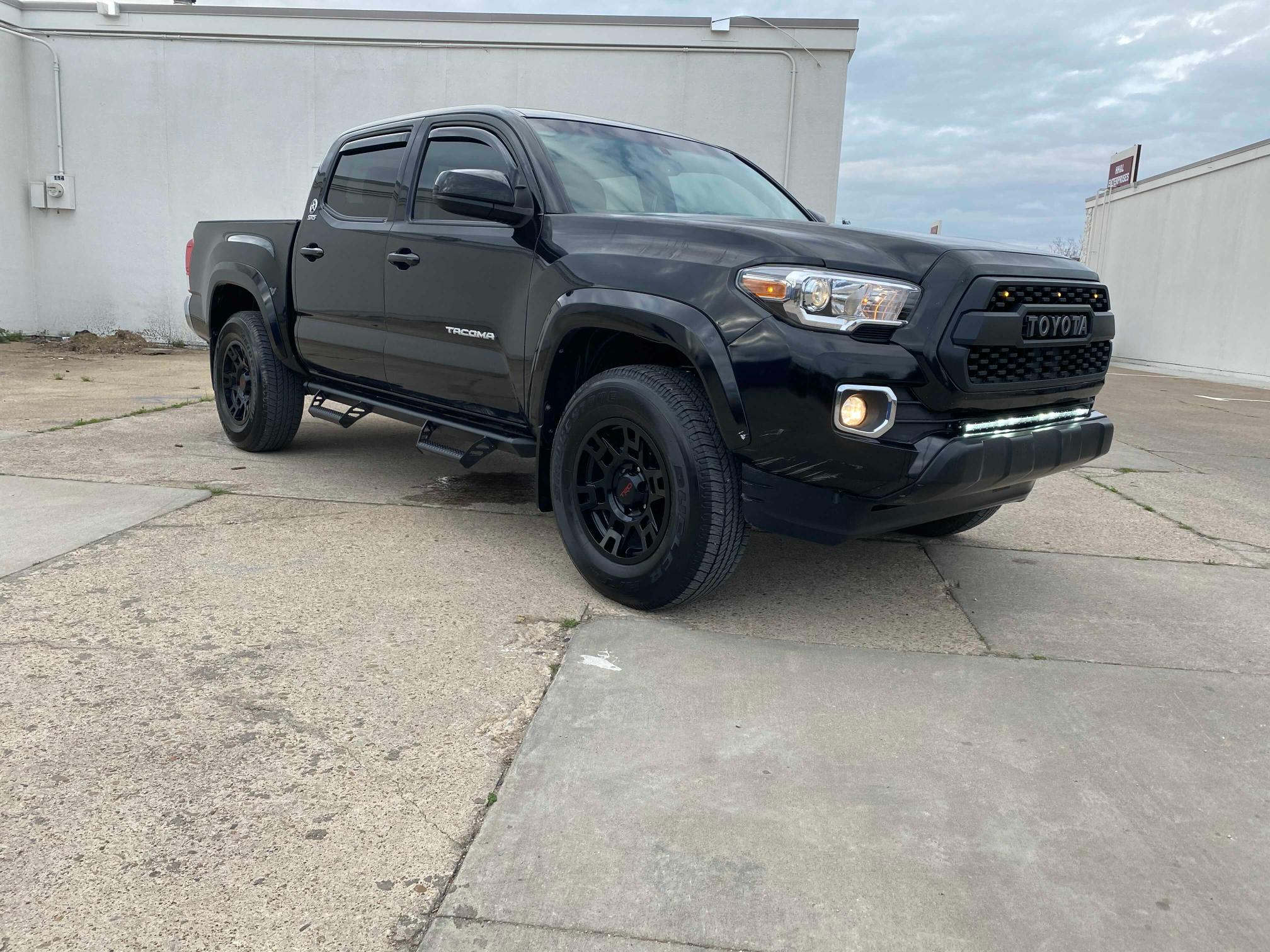 TOYOTA TACOMA DOU 2017 5tfaz5cn1hx038693