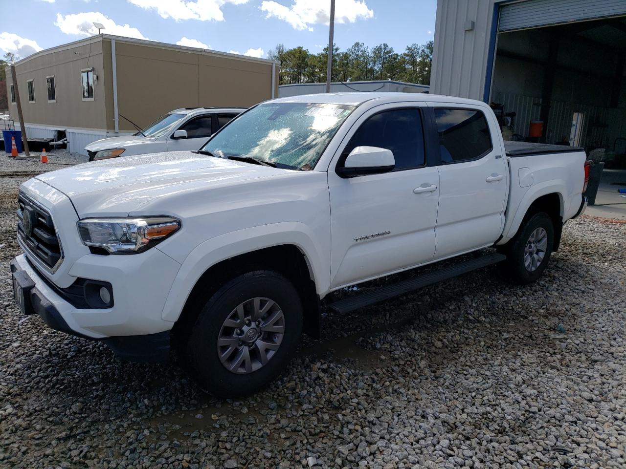 TOYOTA TACOMA 2018 5tfaz5cn6jx056046