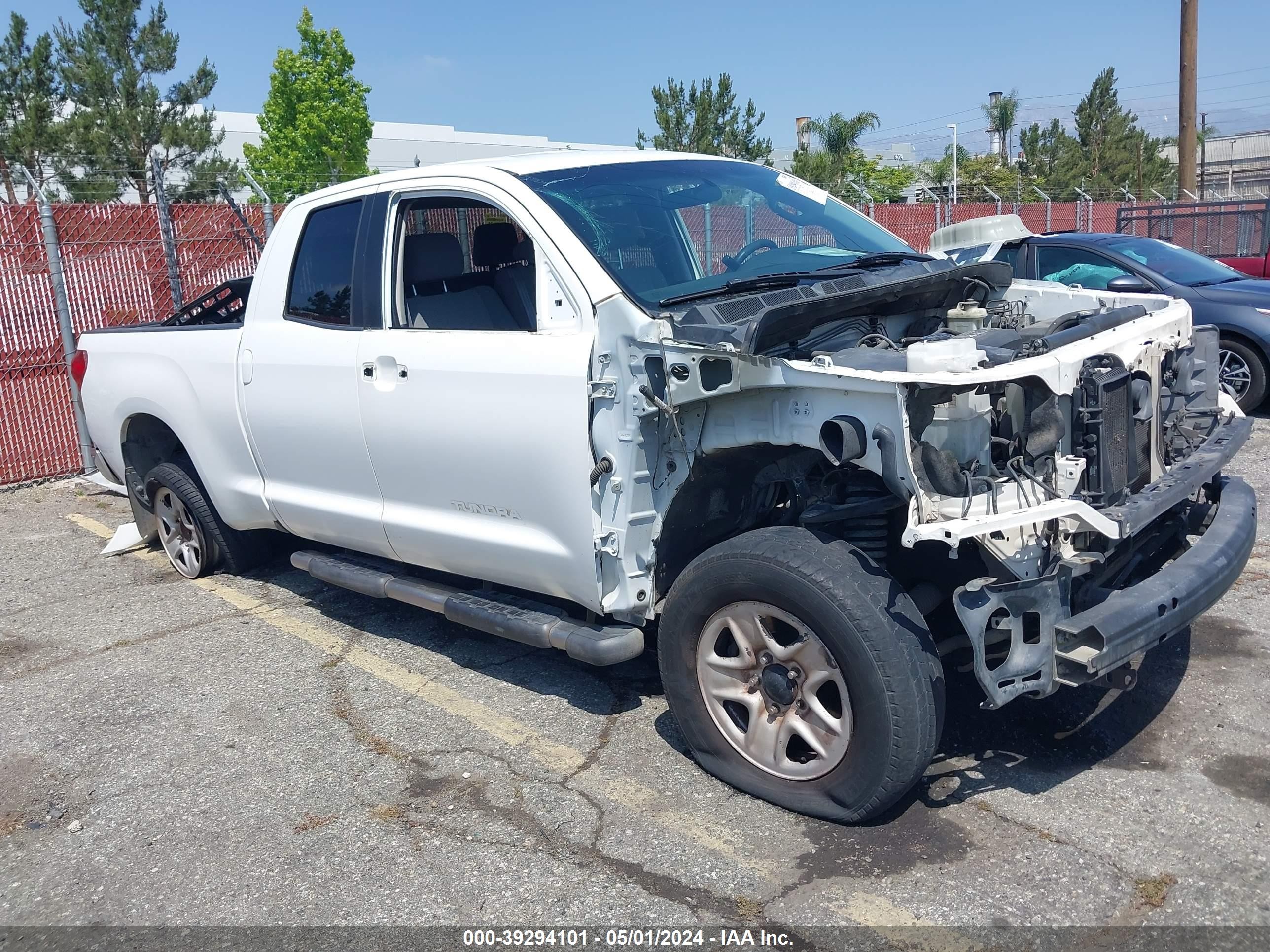 TOYOTA TUNDRA 2008 5tfbt541x8x014037