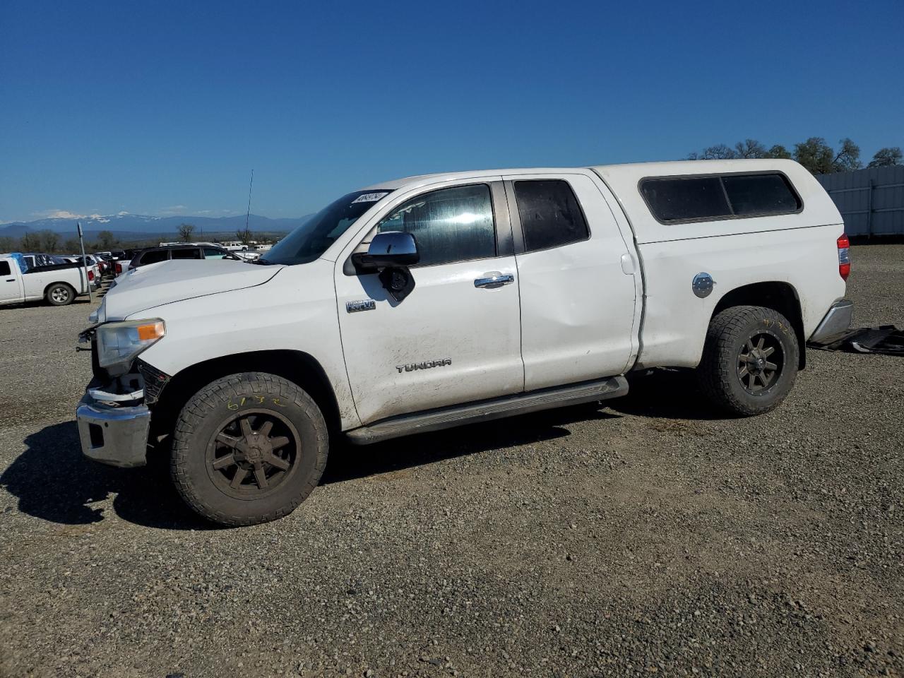 TOYOTA TUNDRA 2015 5tfby5f17fx466250