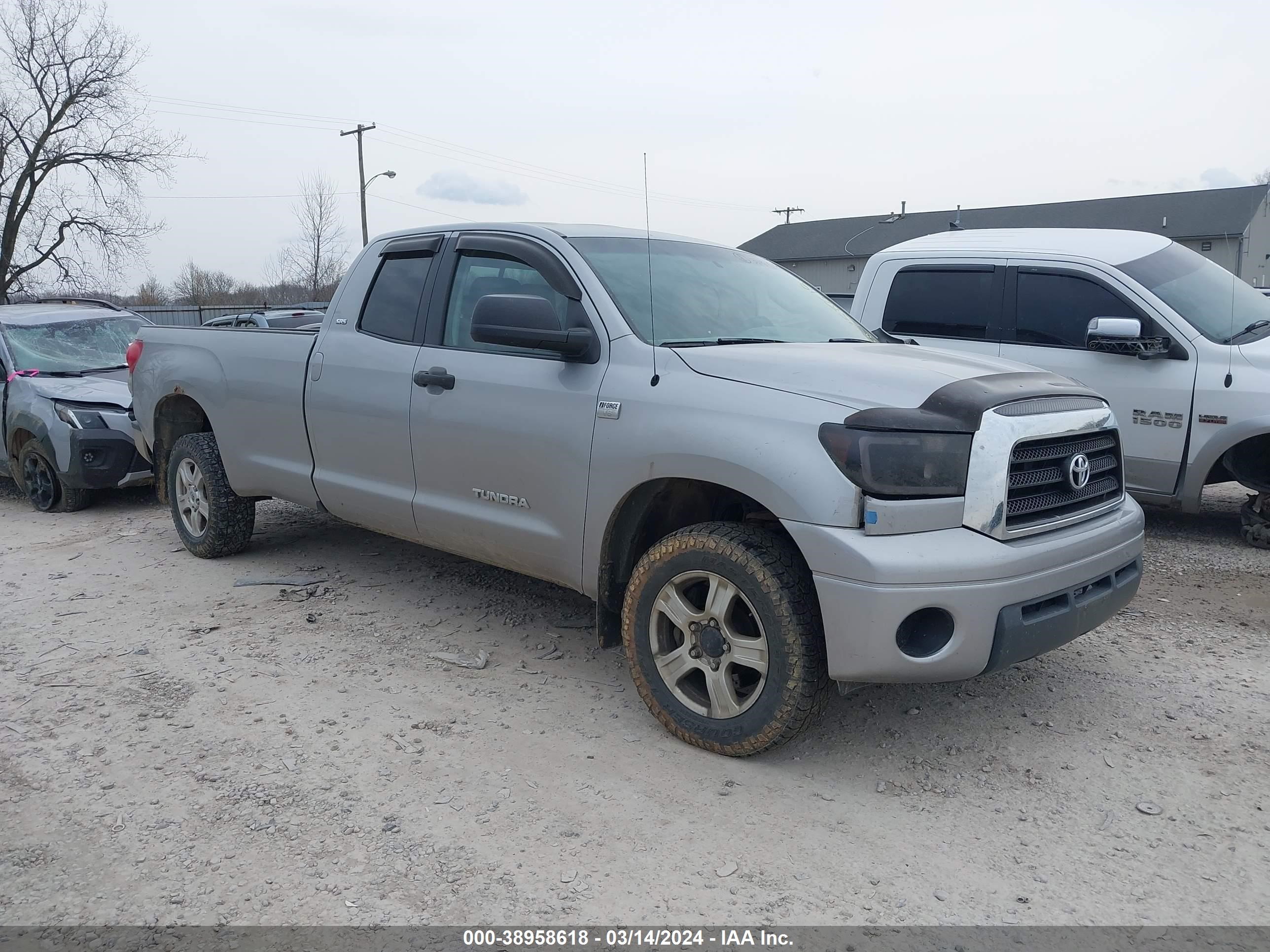 TOYOTA TUNDRA 2007 5tfct54187x001404