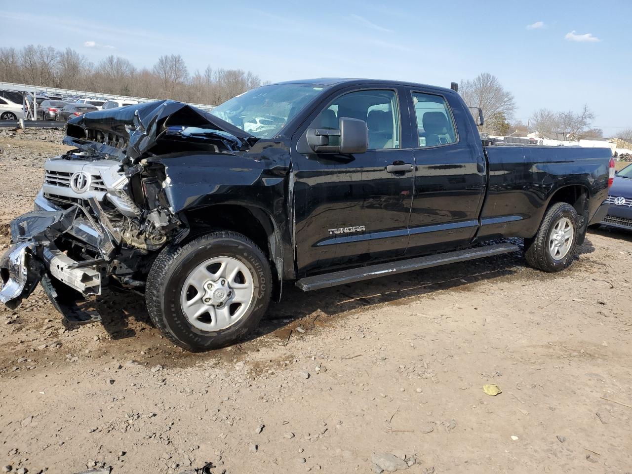 TOYOTA TUNDRA 2017 5tfcy5f16hx021182