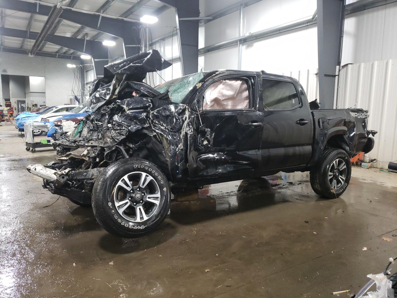 TOYOTA TACOMA 2018 5tfcz5an0jx139998