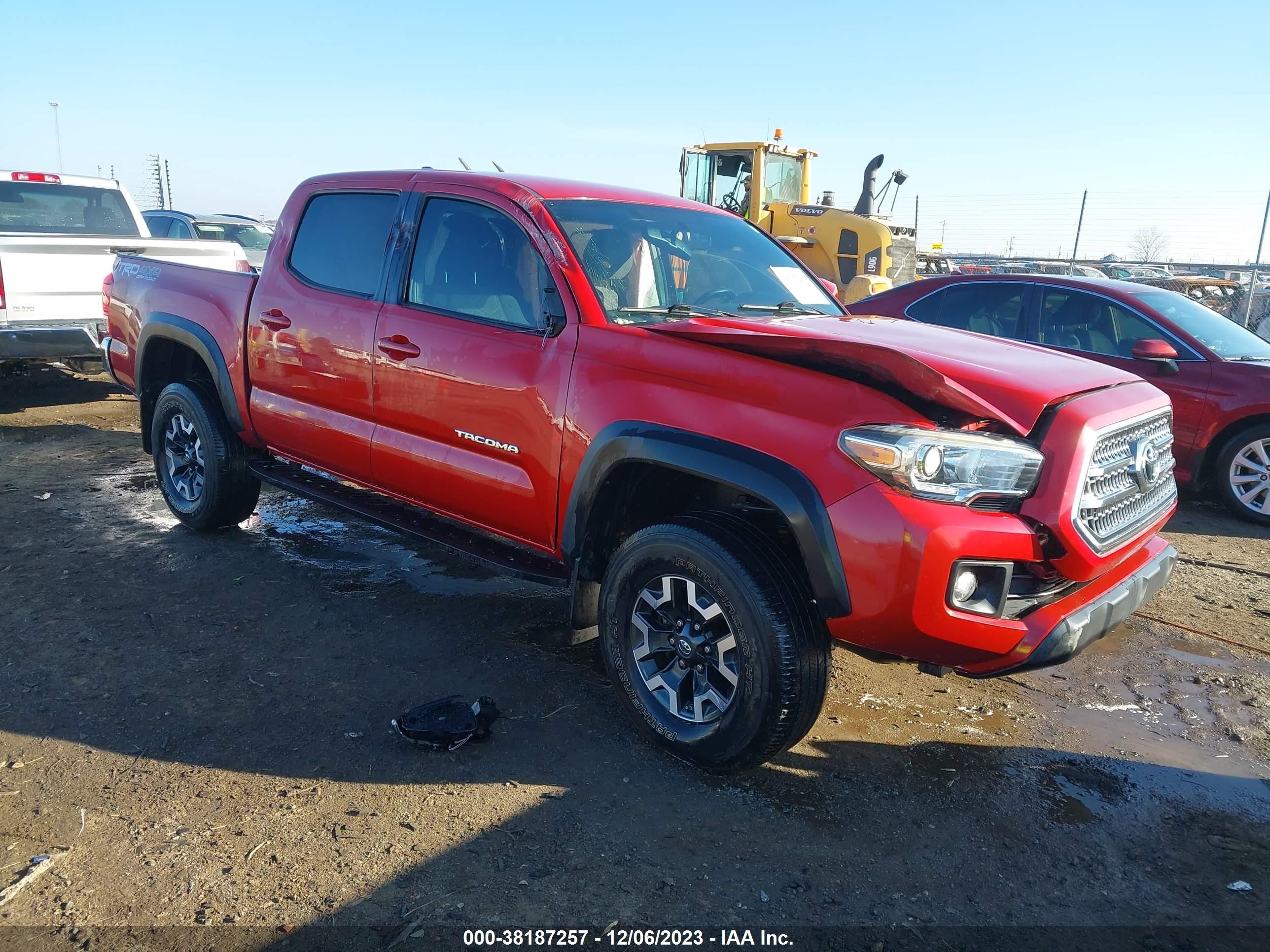 TOYOTA TACOMA 2016 5tfcz5an1gx029213